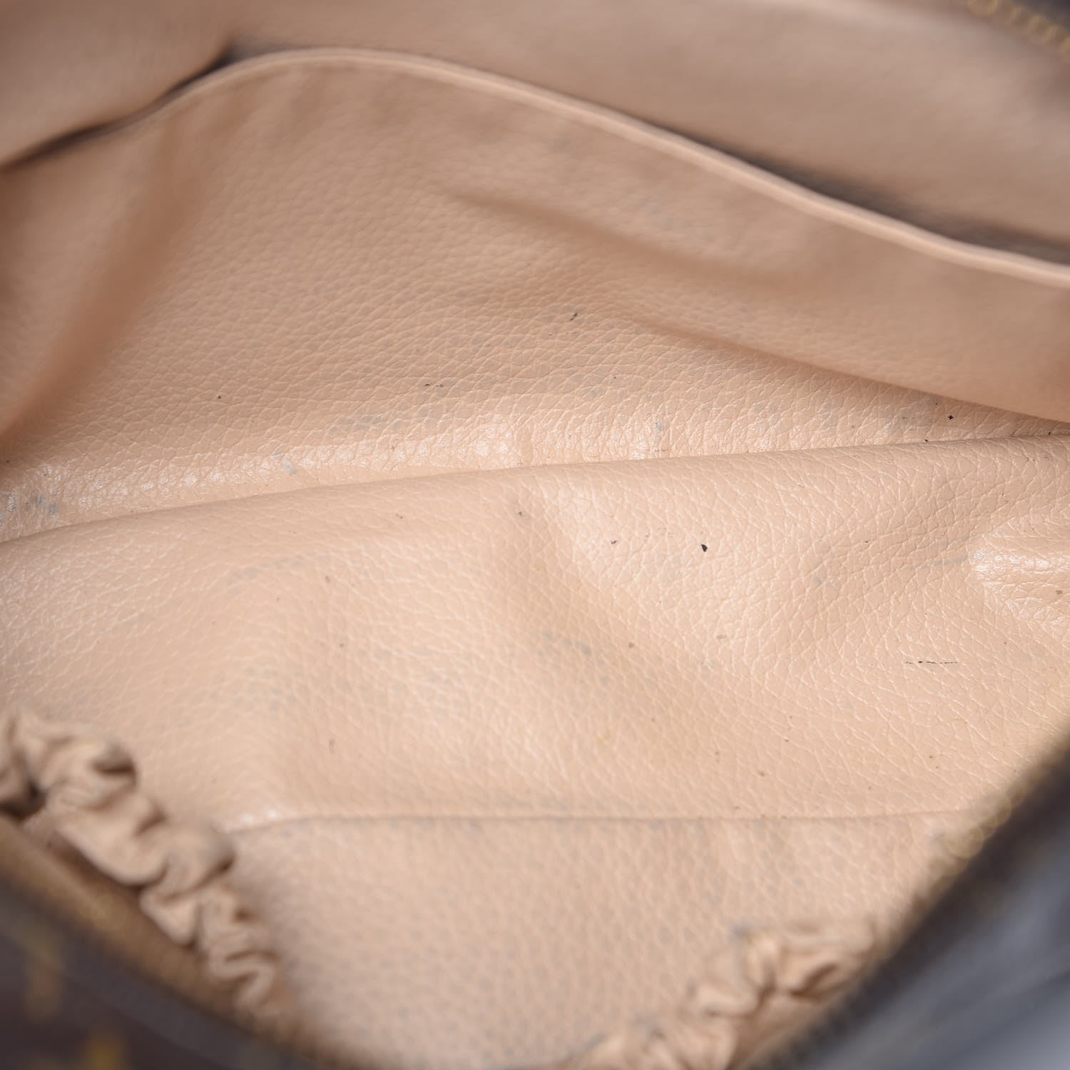 Louis Vuitton Monogram Trousse Toilette 23 9 of 10