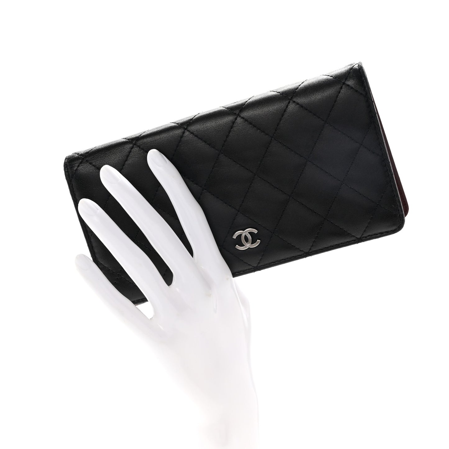 Lambskin Quilted Yen Wallet Black