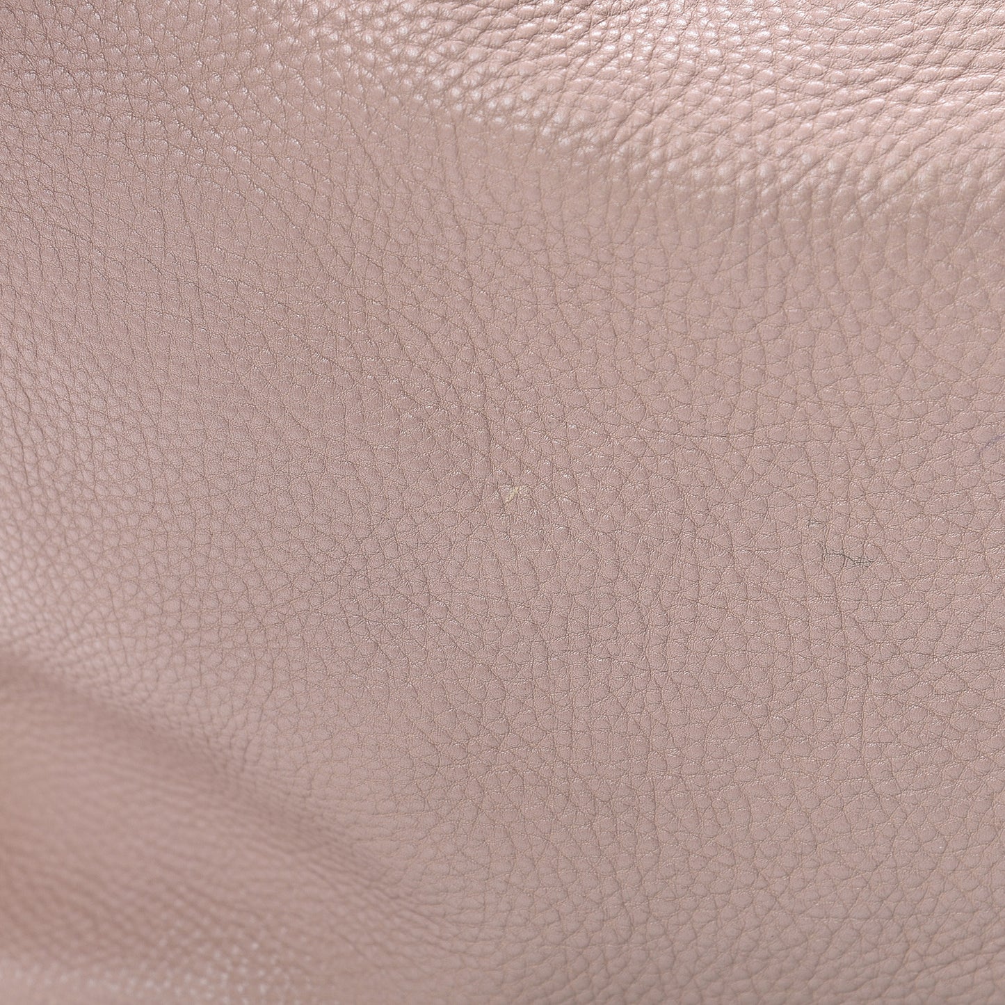 Pebbled Calfskin Medium Soho Chain Shoulder Bag Dark Cipria