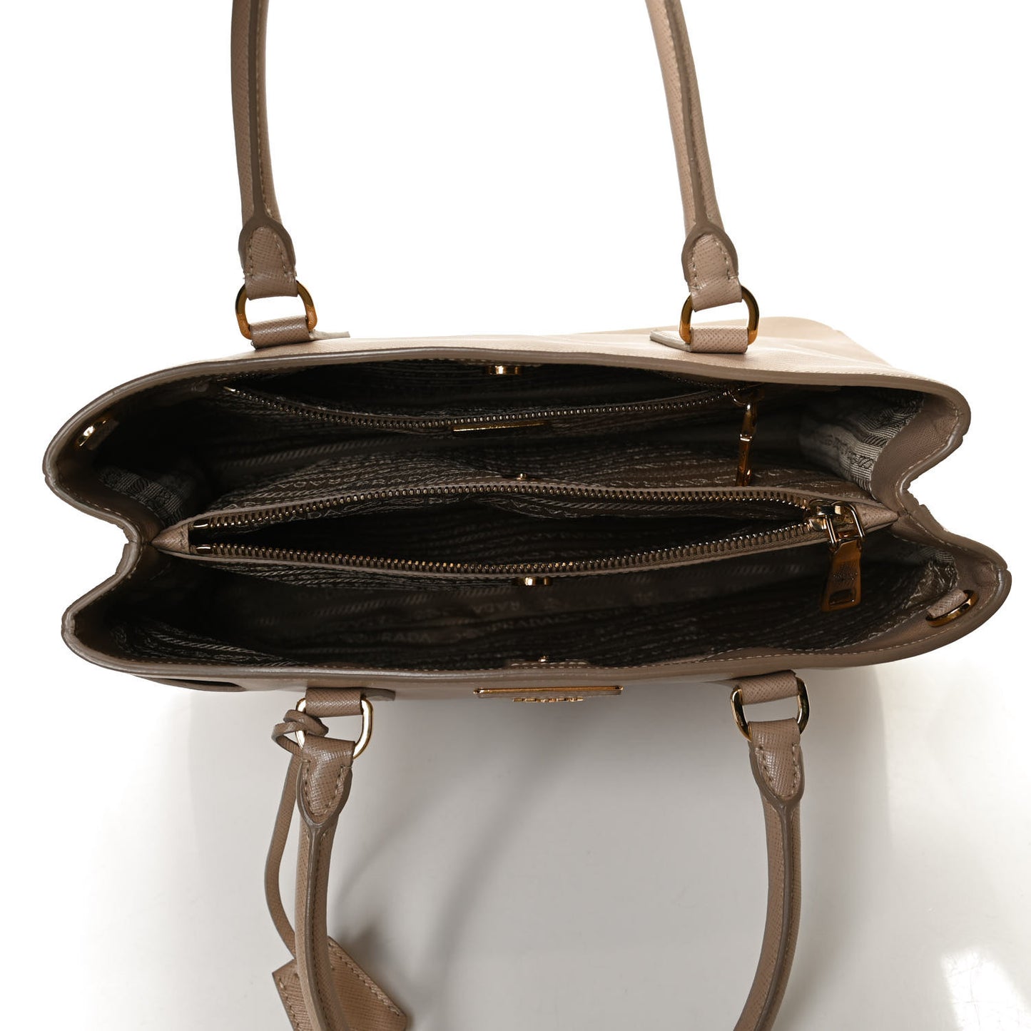 Saffiano Medium Galleria Double Zip Tote Sabbia