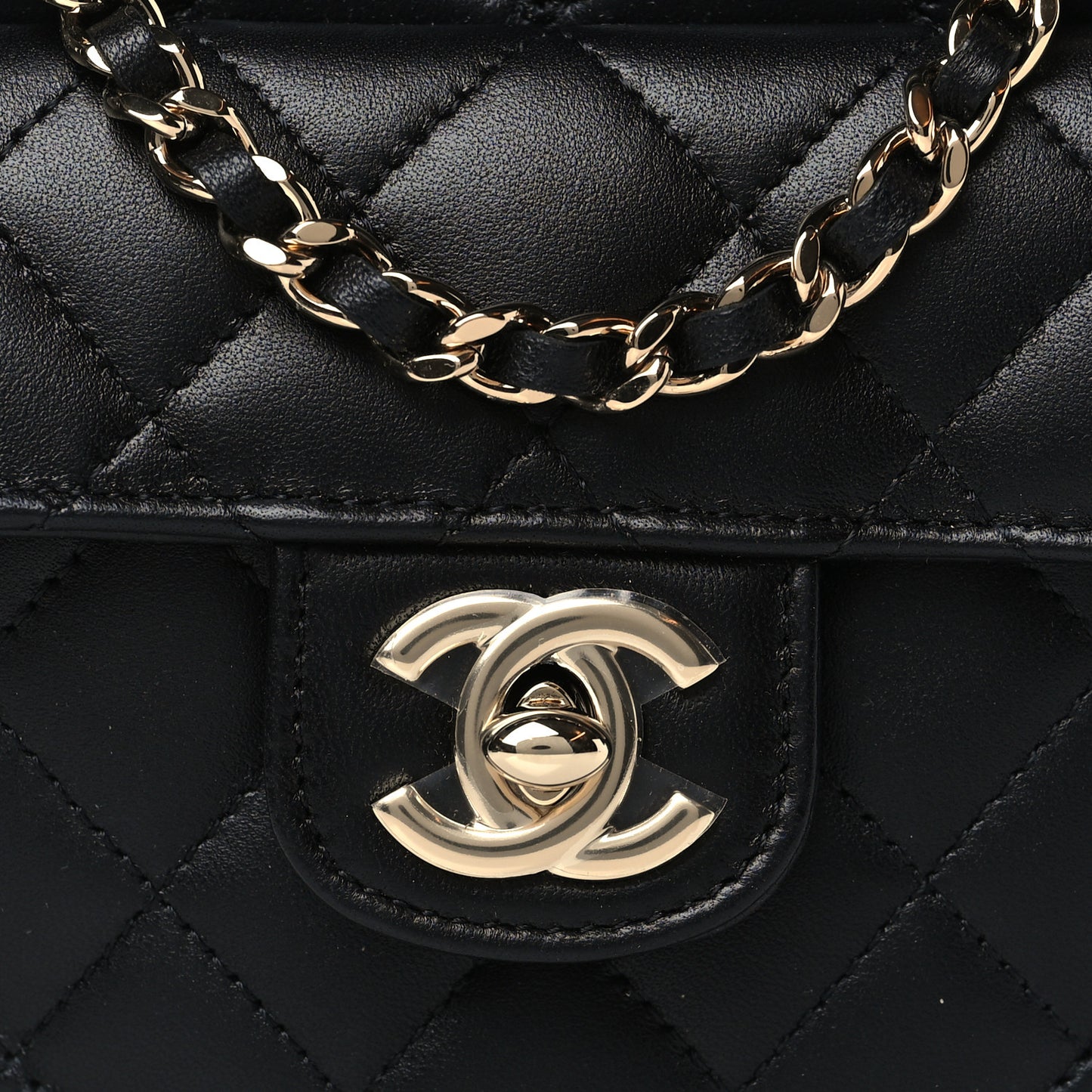 Lambskin Quilted CC In Love Heart Clutch With Chain Black