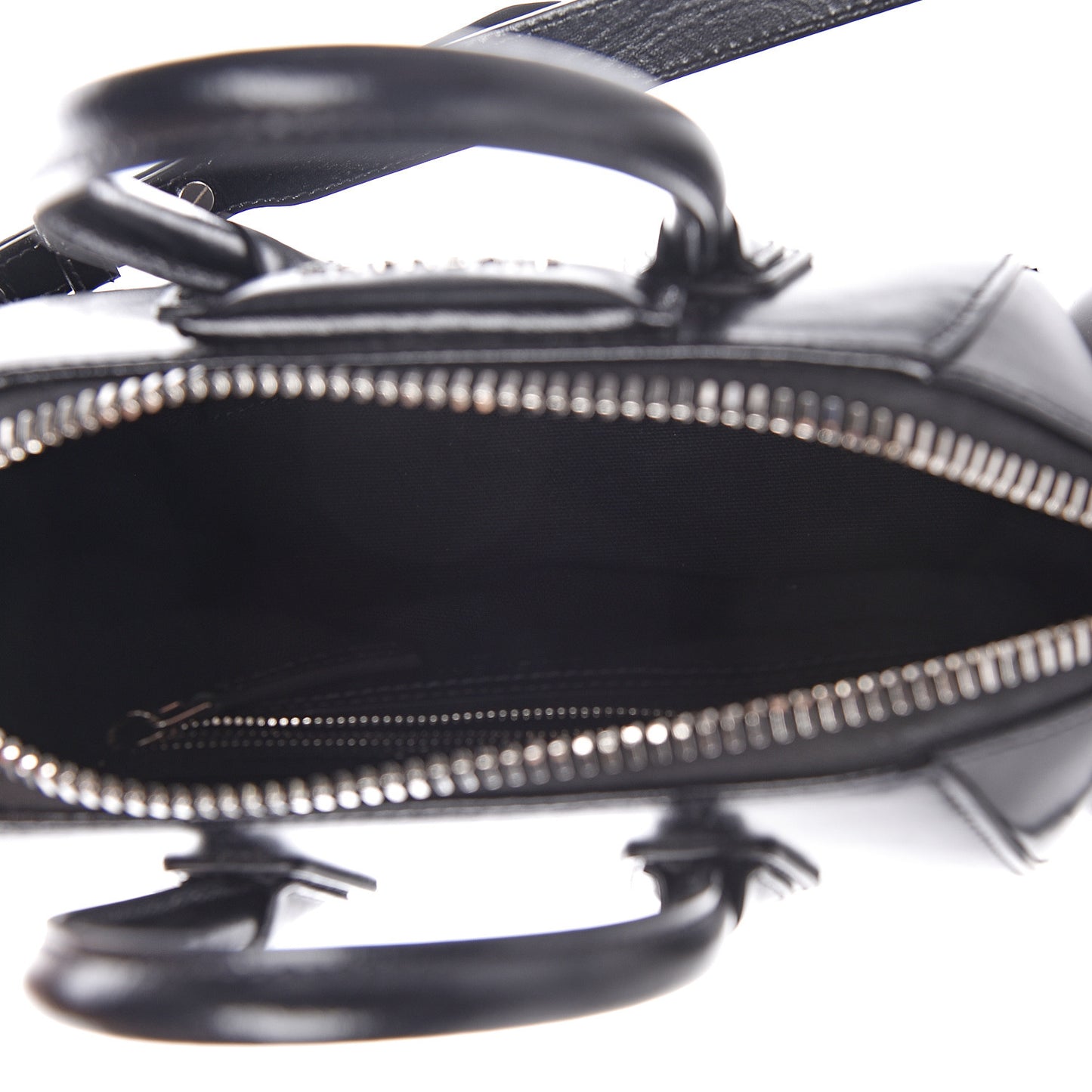 Shiny Lord Calfskin Mini Antigona Black