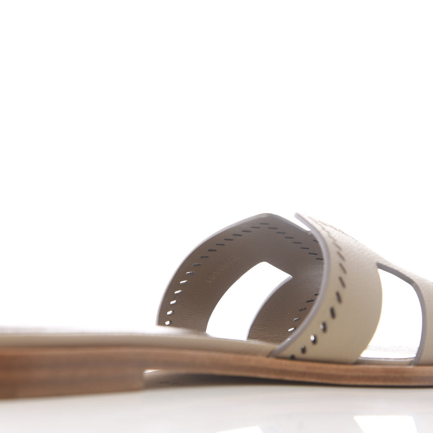 Epsom Perforated Oran Sandals 37 Etain