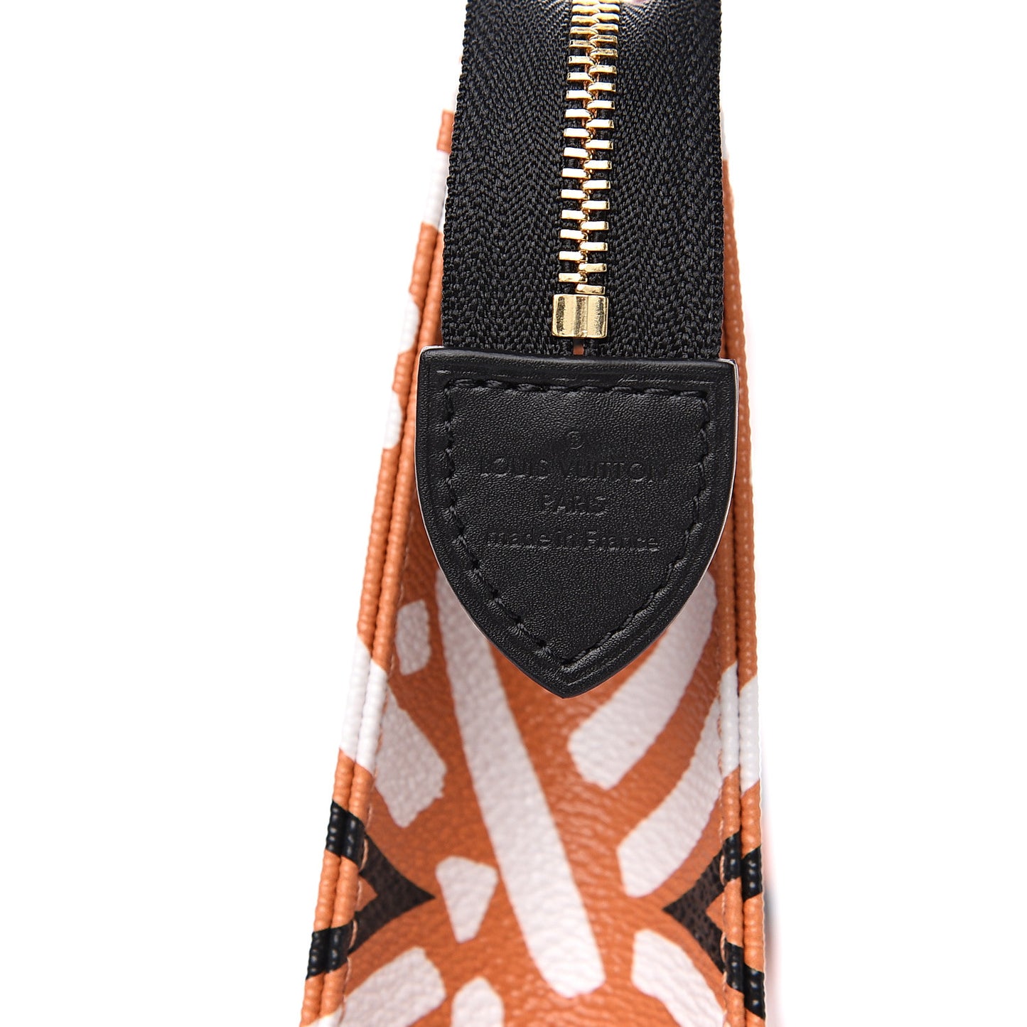 Monogram Giant Crafty Pochette Toiletry 26 Creme Caramel
