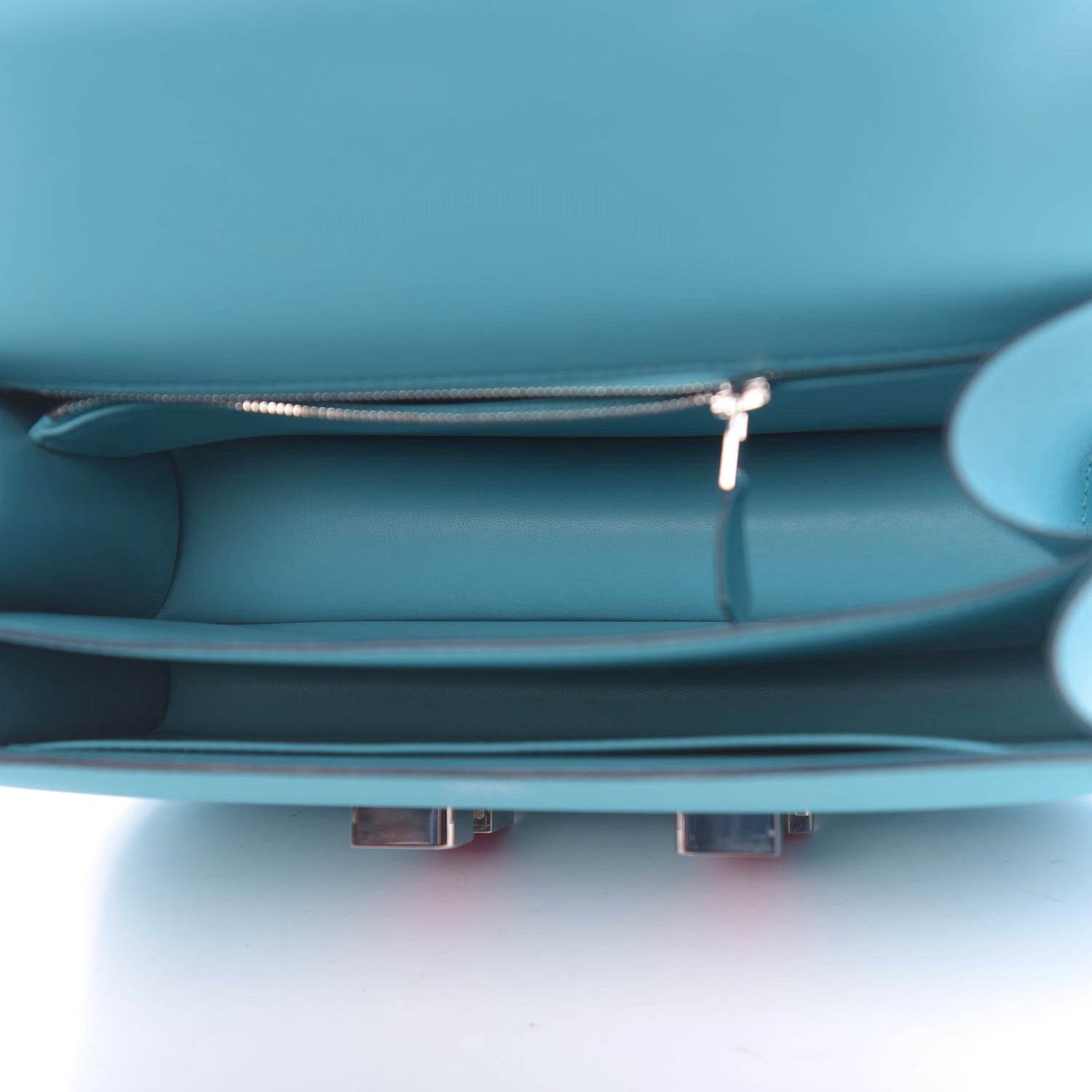 Hermes Epsom Enamel Constance 24 Bleu Du Nord Rouge 5 of 23
