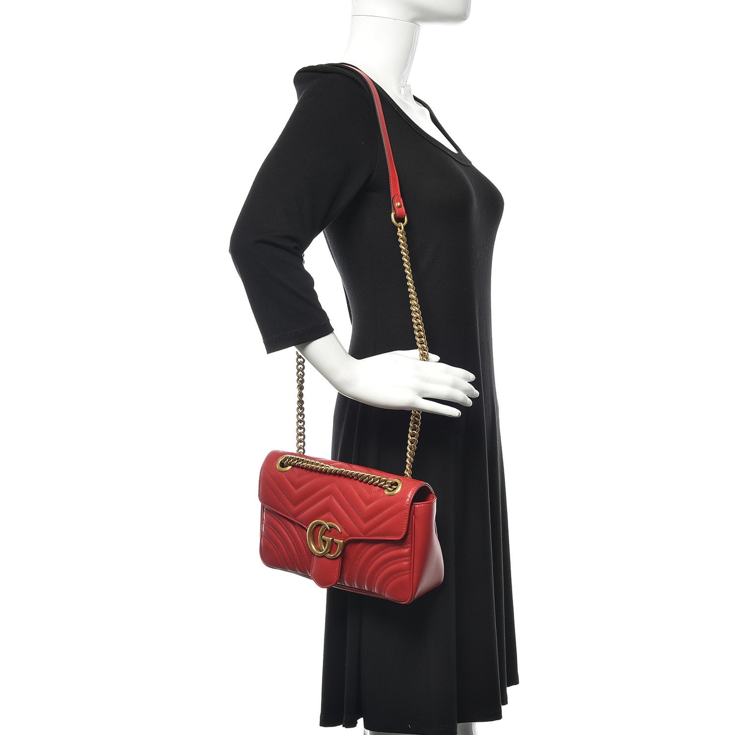 Calfskin Matelasse Small GG Marmont Shoulder Bag Hibiscus Red
