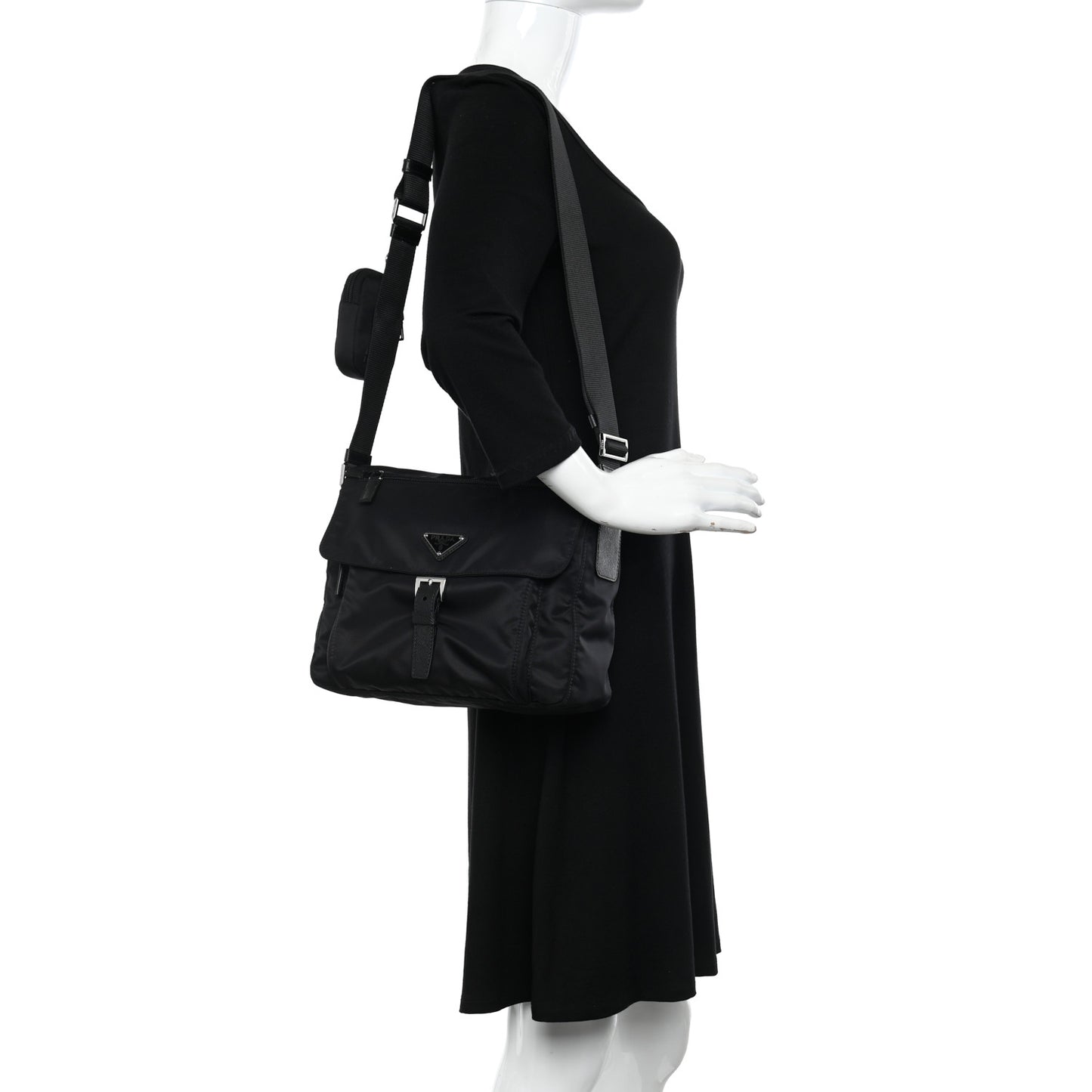 Re-Nylon Vela Saffiano Pocket Single Buckle Messenger Shoulder Bag Black