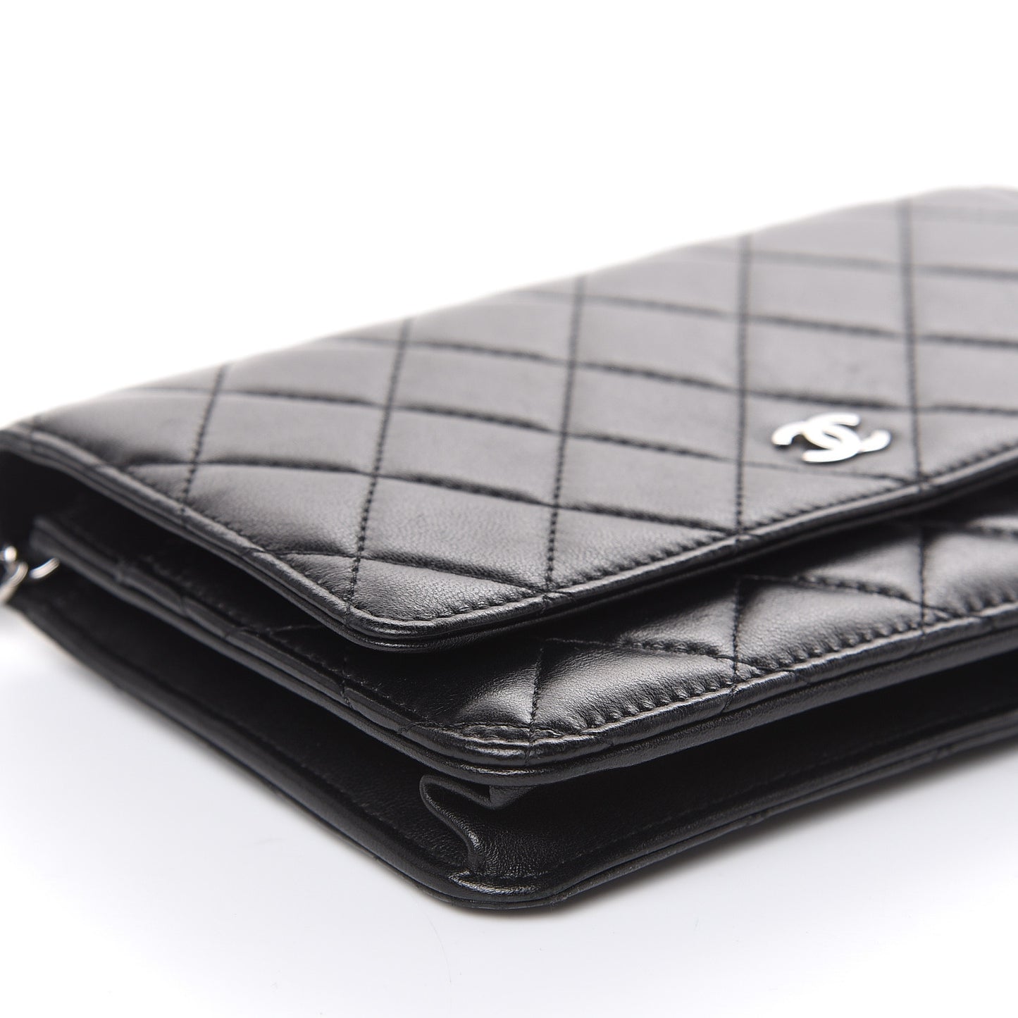 Lambskin Quilted Wallet On Chain WOC Black