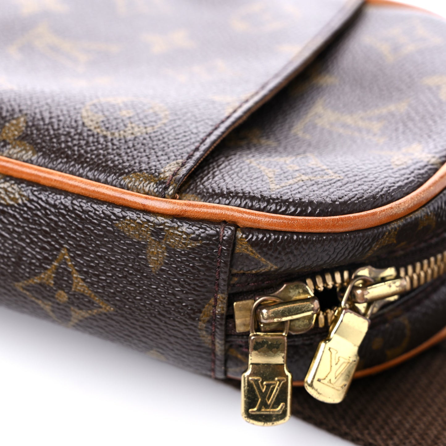 Monogram Pochette Gange