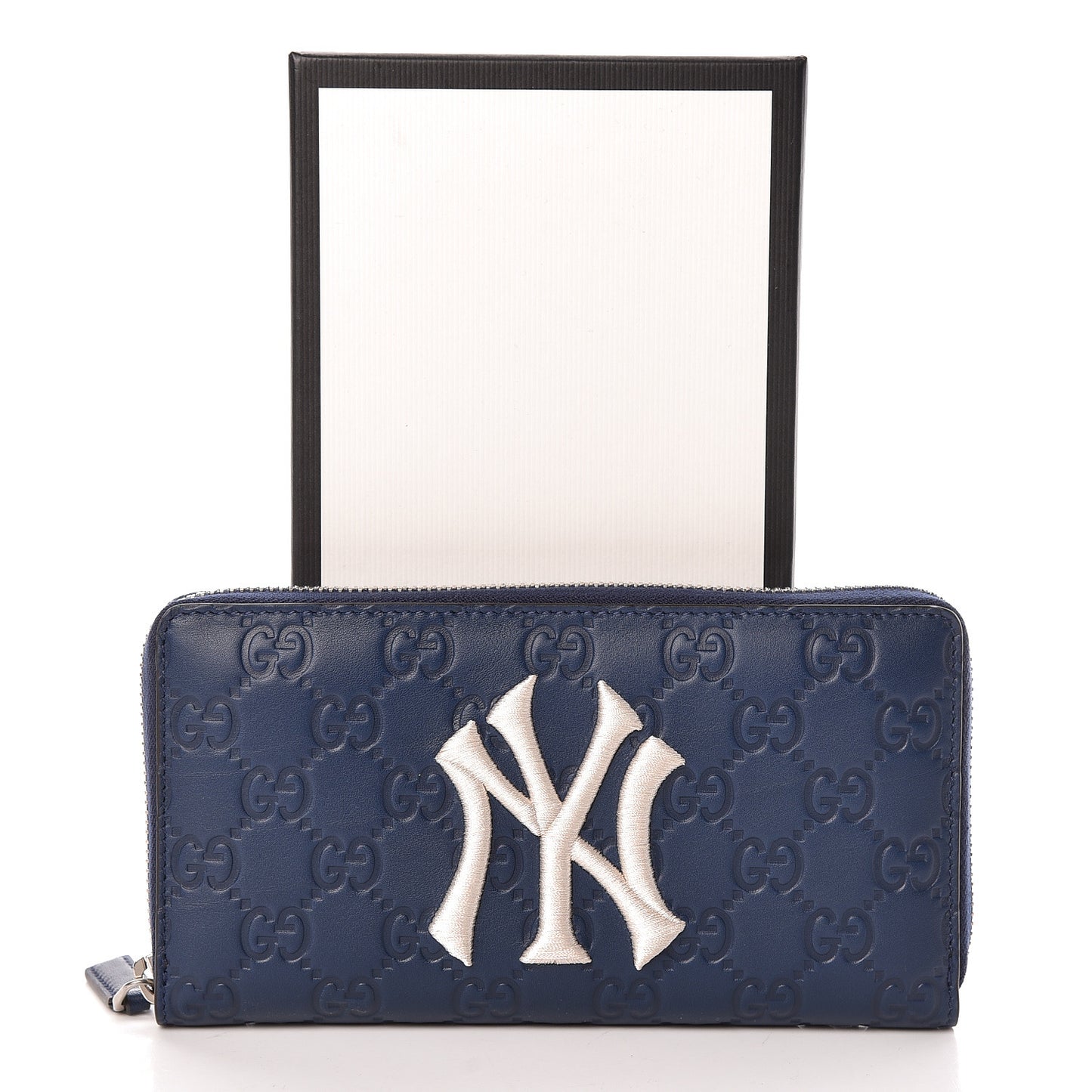 X MLB Guccissima Signature NY Yankees Embroidered Zip Around Wallet Royale Ivory