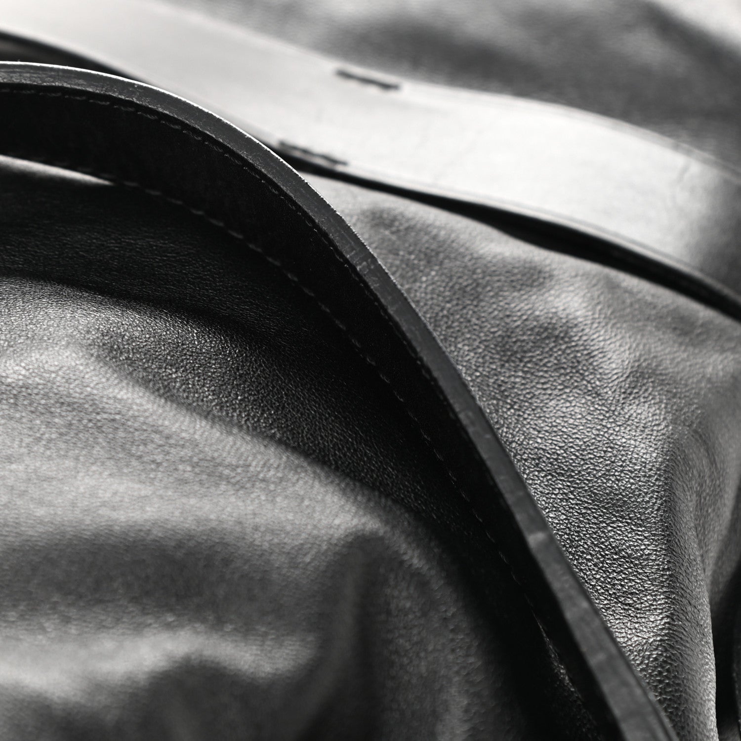 Burberry Soft Lambskin Bridle Calfskin Medium Gosford Hobo Black 17 of 19