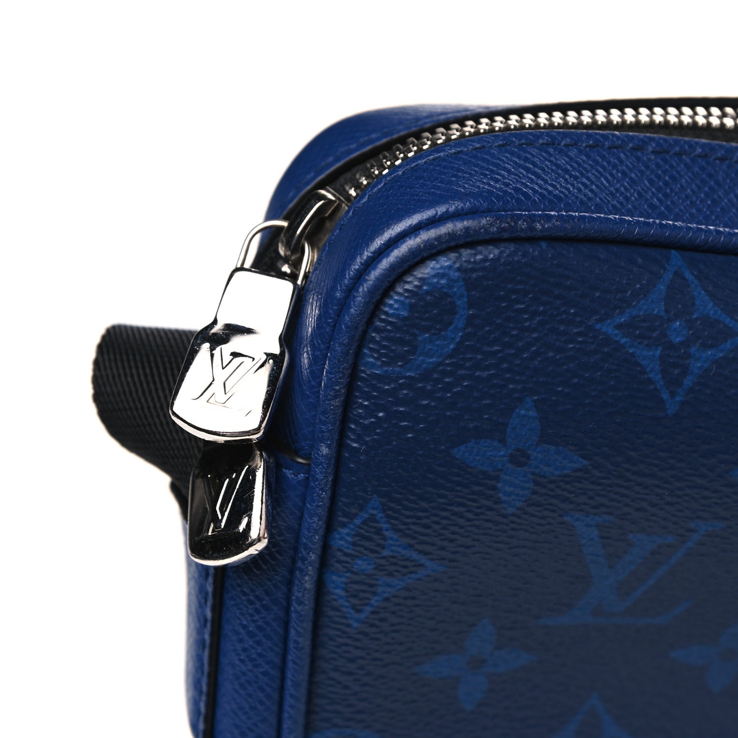 Taiga Monogram Outdoor Messenger Cobalt