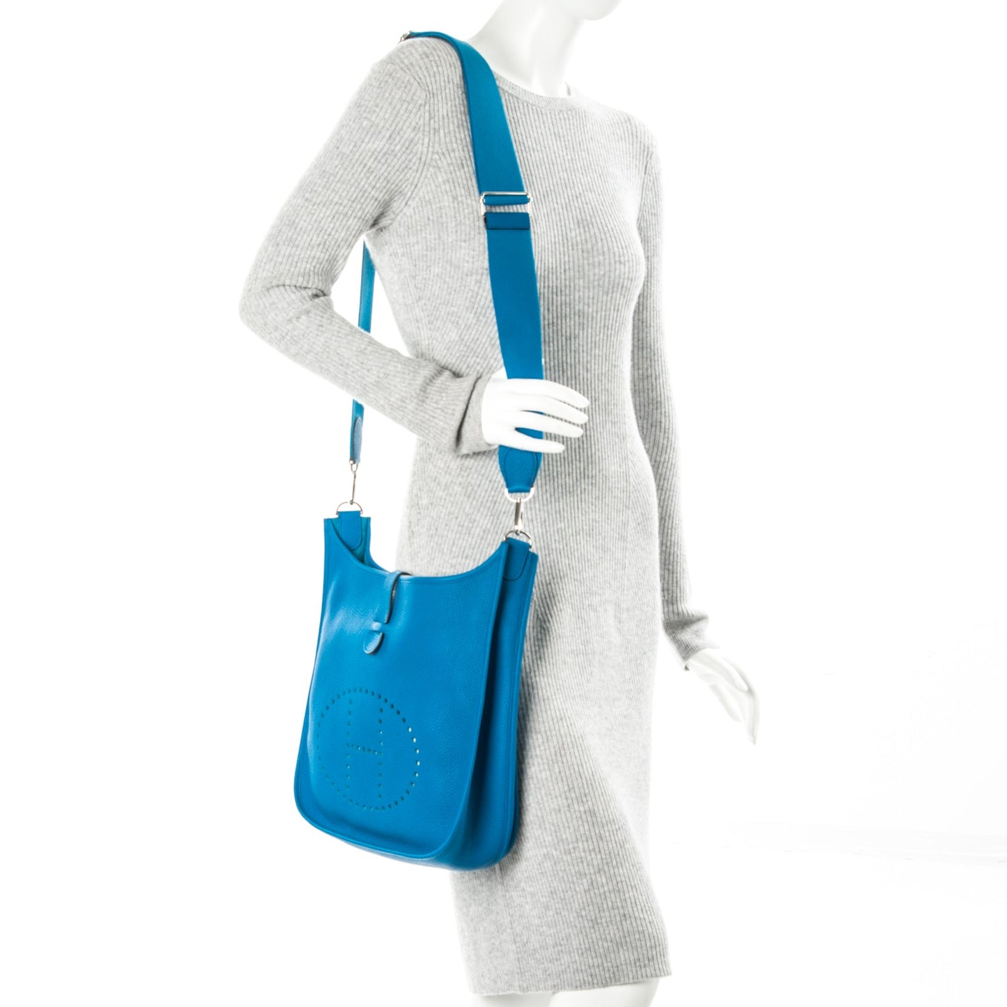 Taurillon Clemence Evelyne III GM Zanzibar