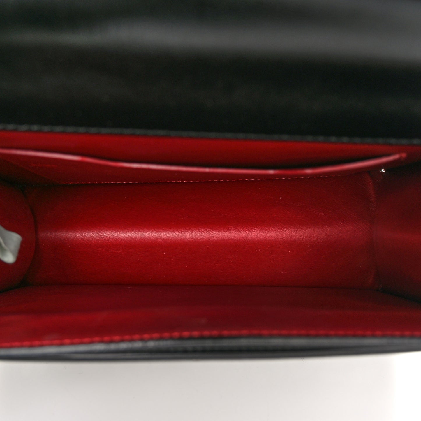 Calfskin Salary Jitney 1.4 Shoulder Bag Black