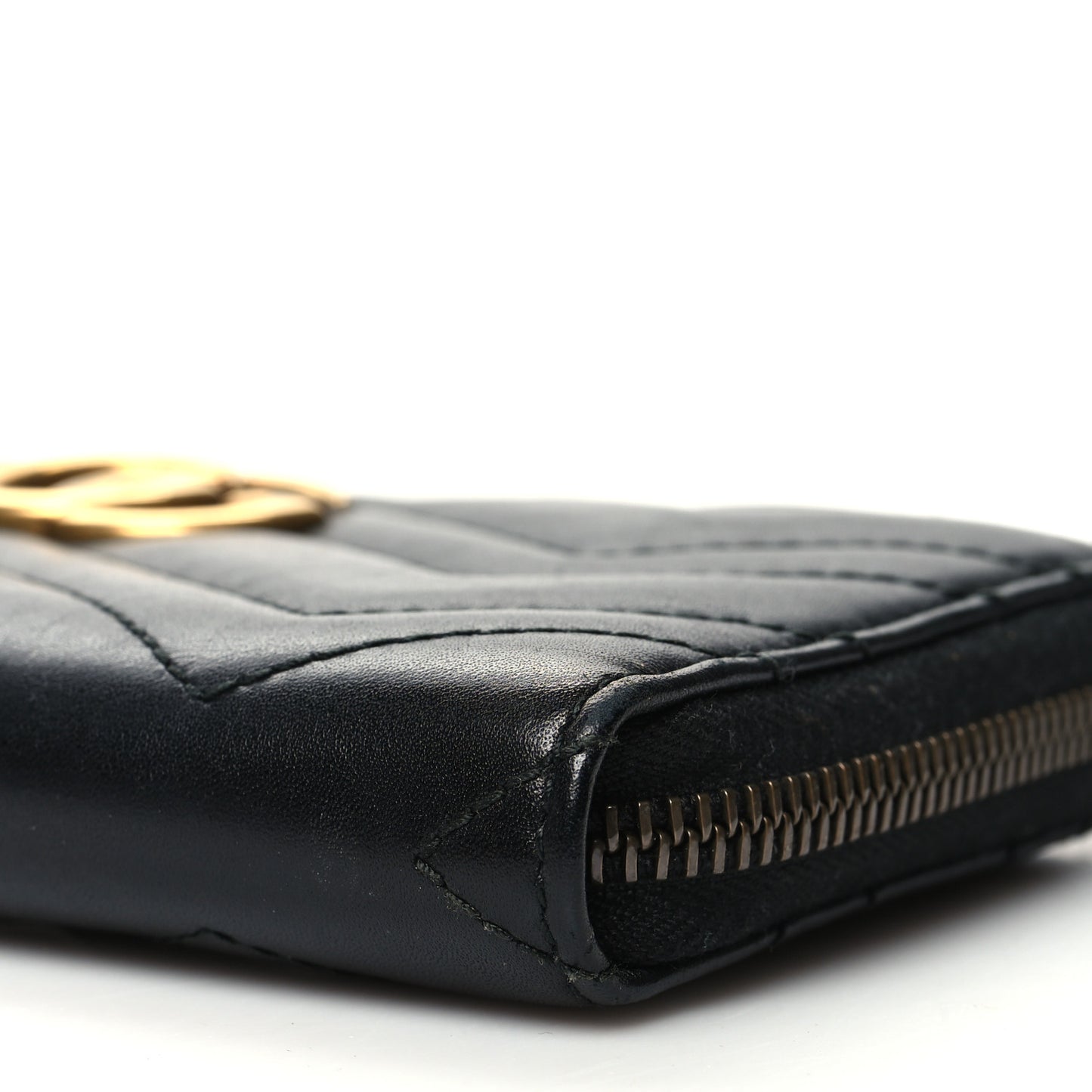 Calfskin Matelasse GG Marmont Zip Around Wallet Black