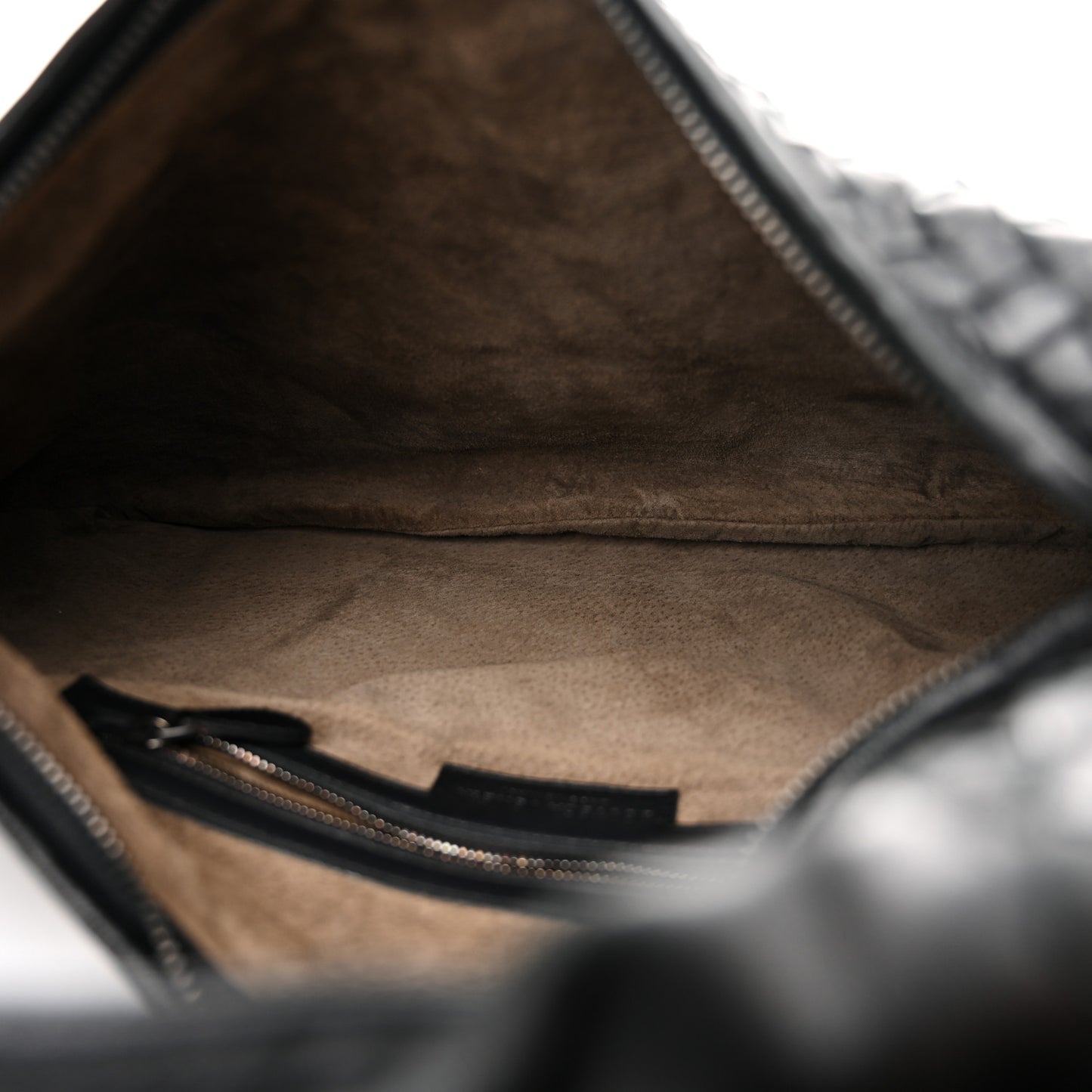 Nappa Intrecciato Medium Veneta Hobo Black