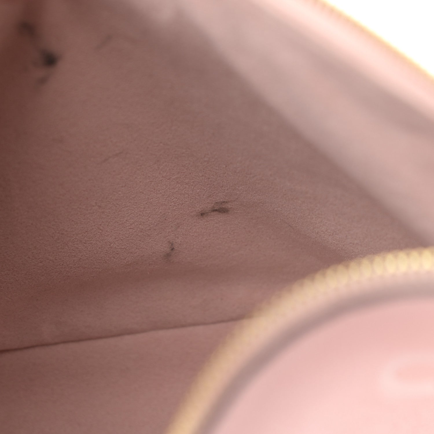 Louis Vuitton Empreinte Monogram Giant By The Pool Marshmallow Hobo PM Bouton De Rose 15 of 16
