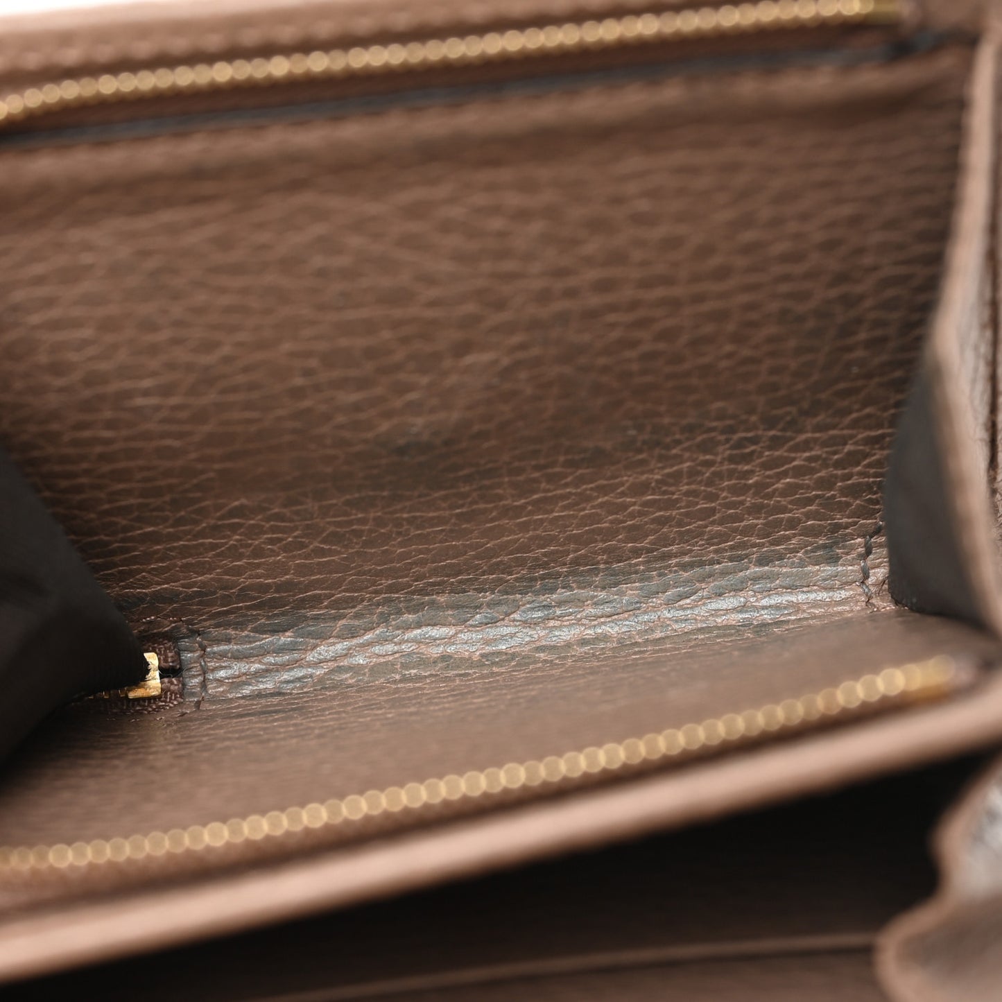 Dollar Calfskin Medium GG Marmont Wallet Porcelain Rose