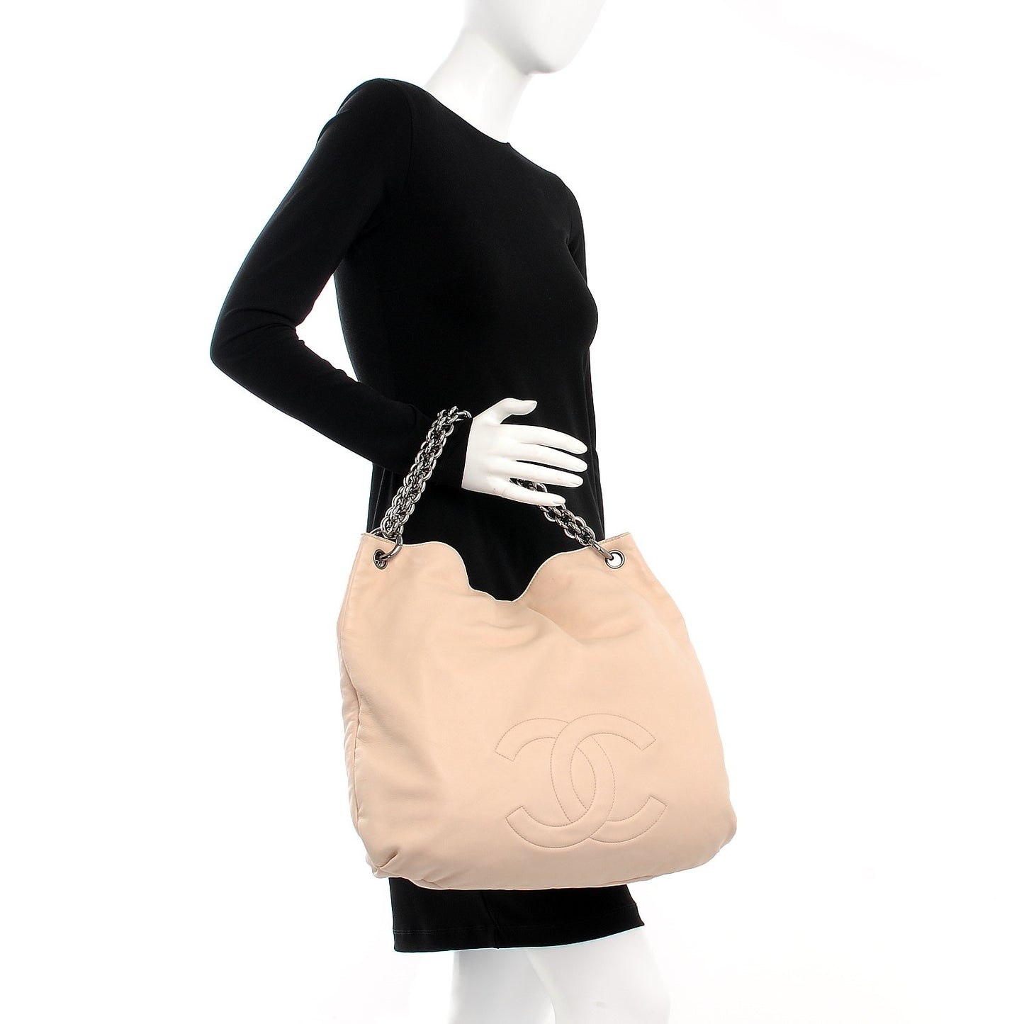 Lambskin Soft and Chain Large Hobo Beige