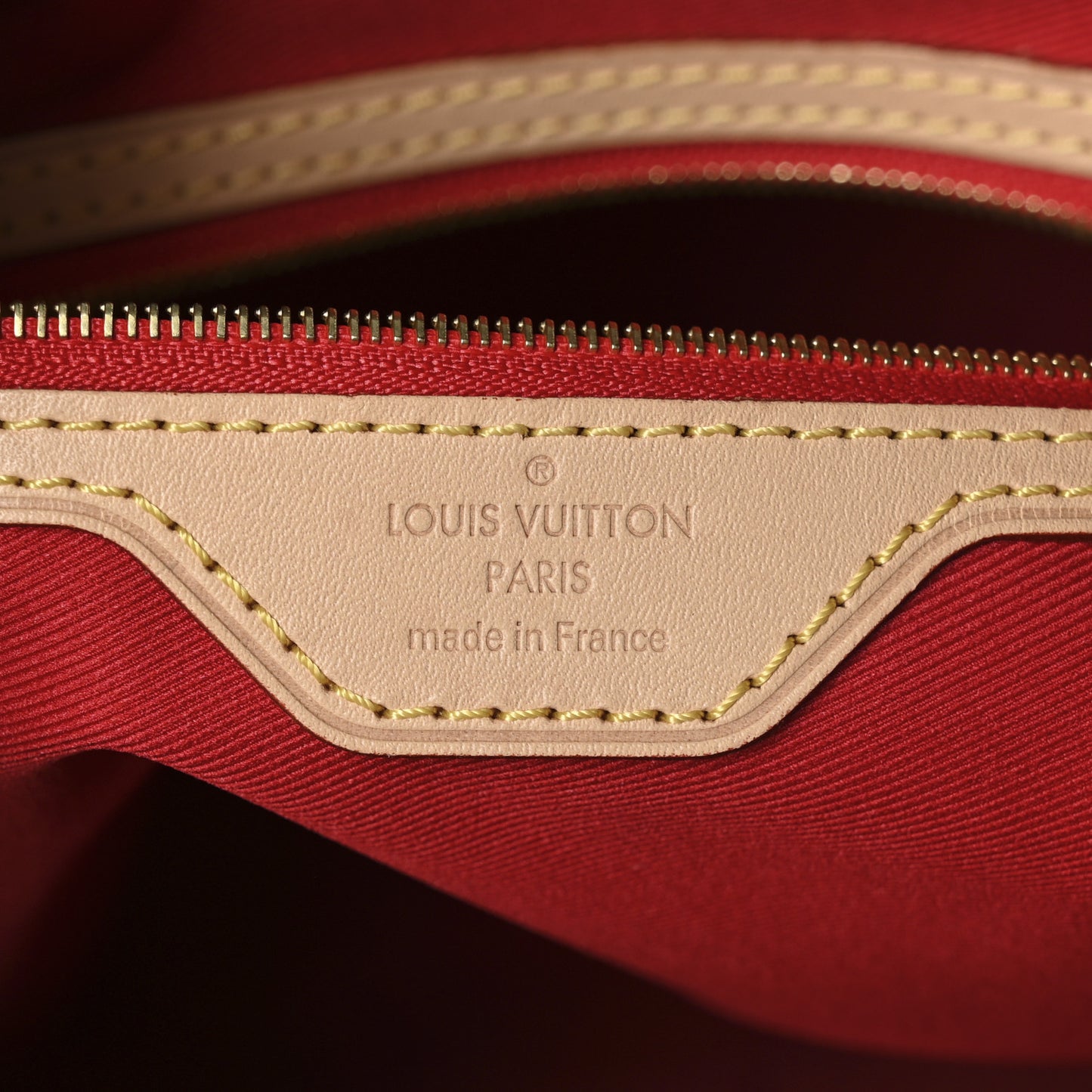 Monogram Carry It