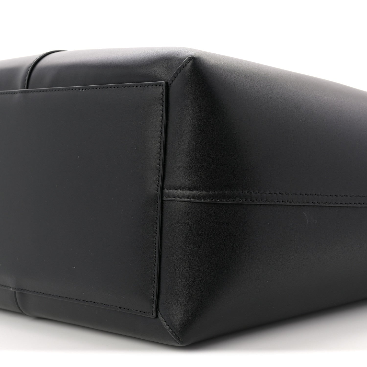 Saint Laurent Smooth Calfskin Maxi Trapezoid Shopping Tote Black 9 of 11