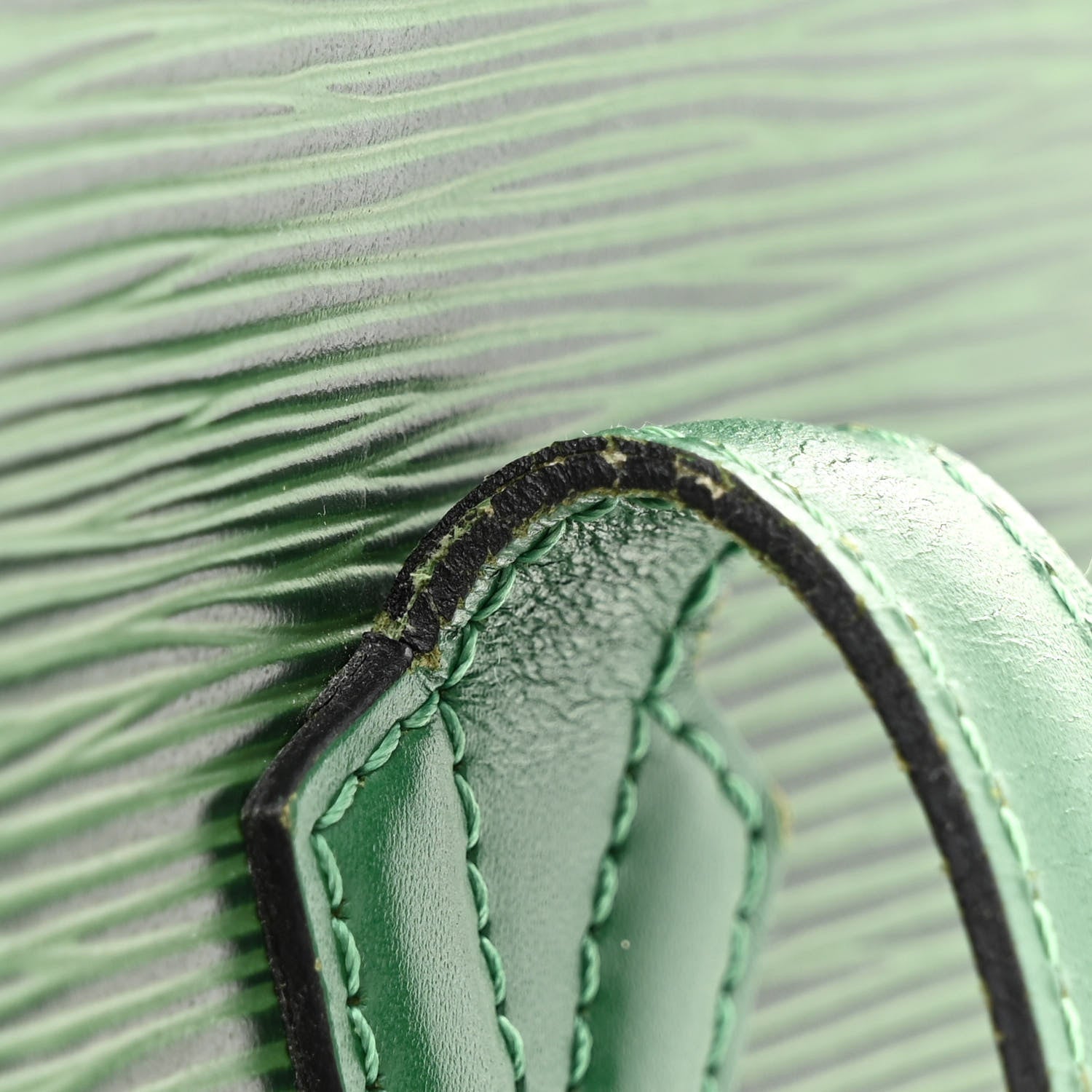 Louis Vuitton Epi Lussac Borneo 13 of 17