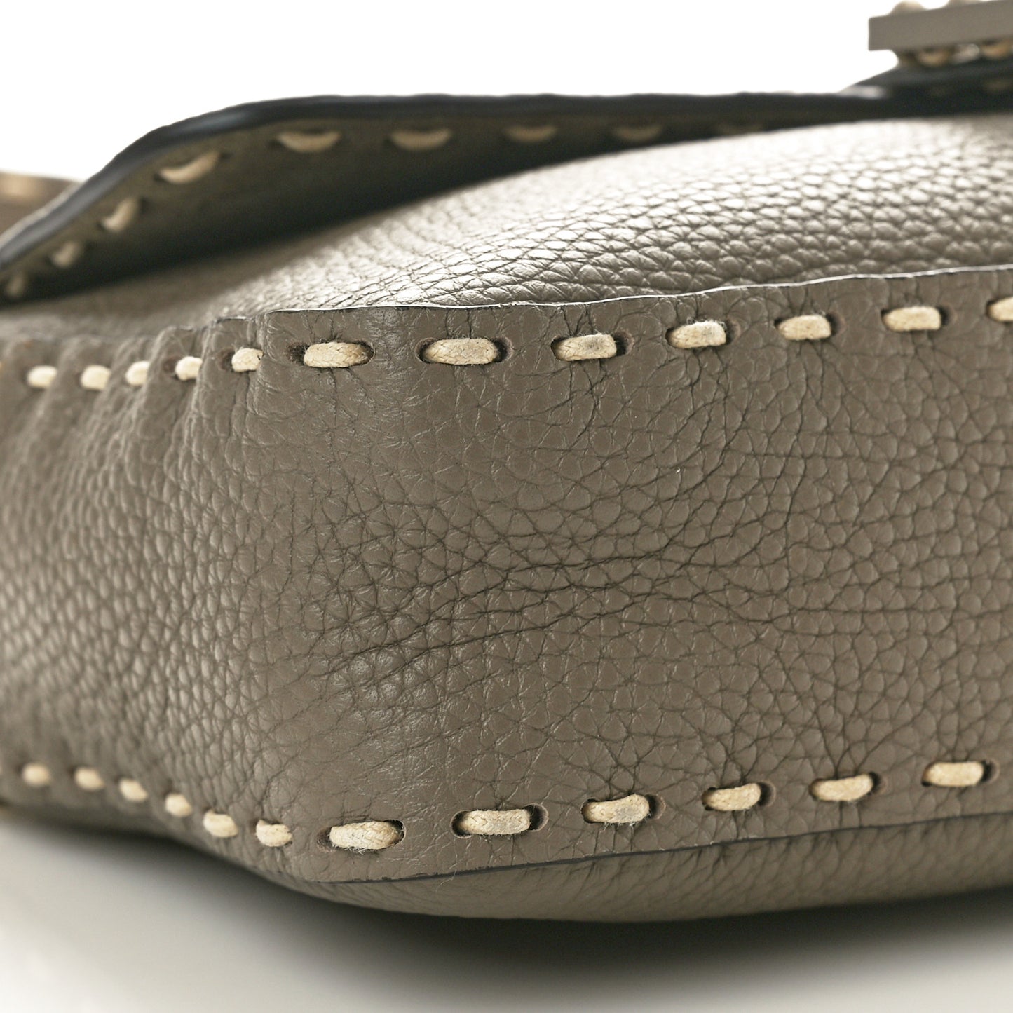 Vitello Stampa Granata Macro Stitchings Baguette Tartufo