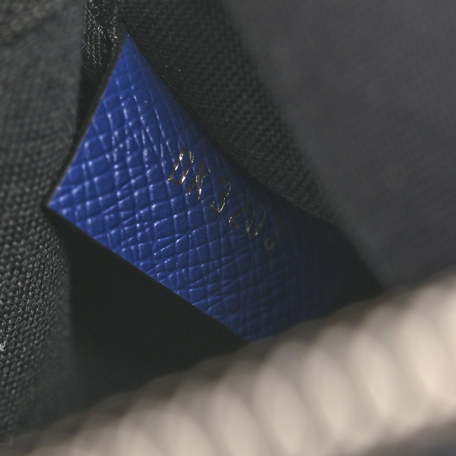 Louis Vuitton Taigarama Trio Messenger Small Pochette Cobalt 7 of 9