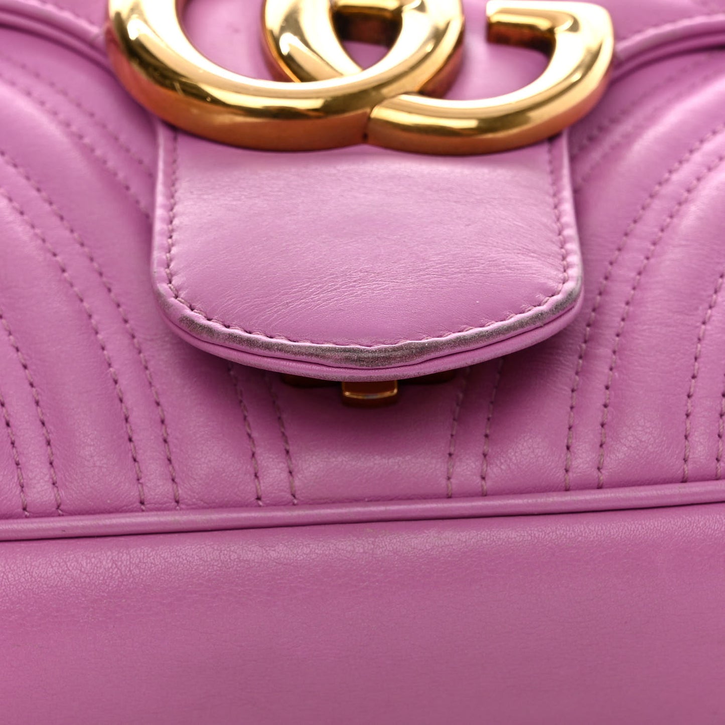 Calfskin Matelasse Medium GG Marmont Shoulder Bag Candy Mousse