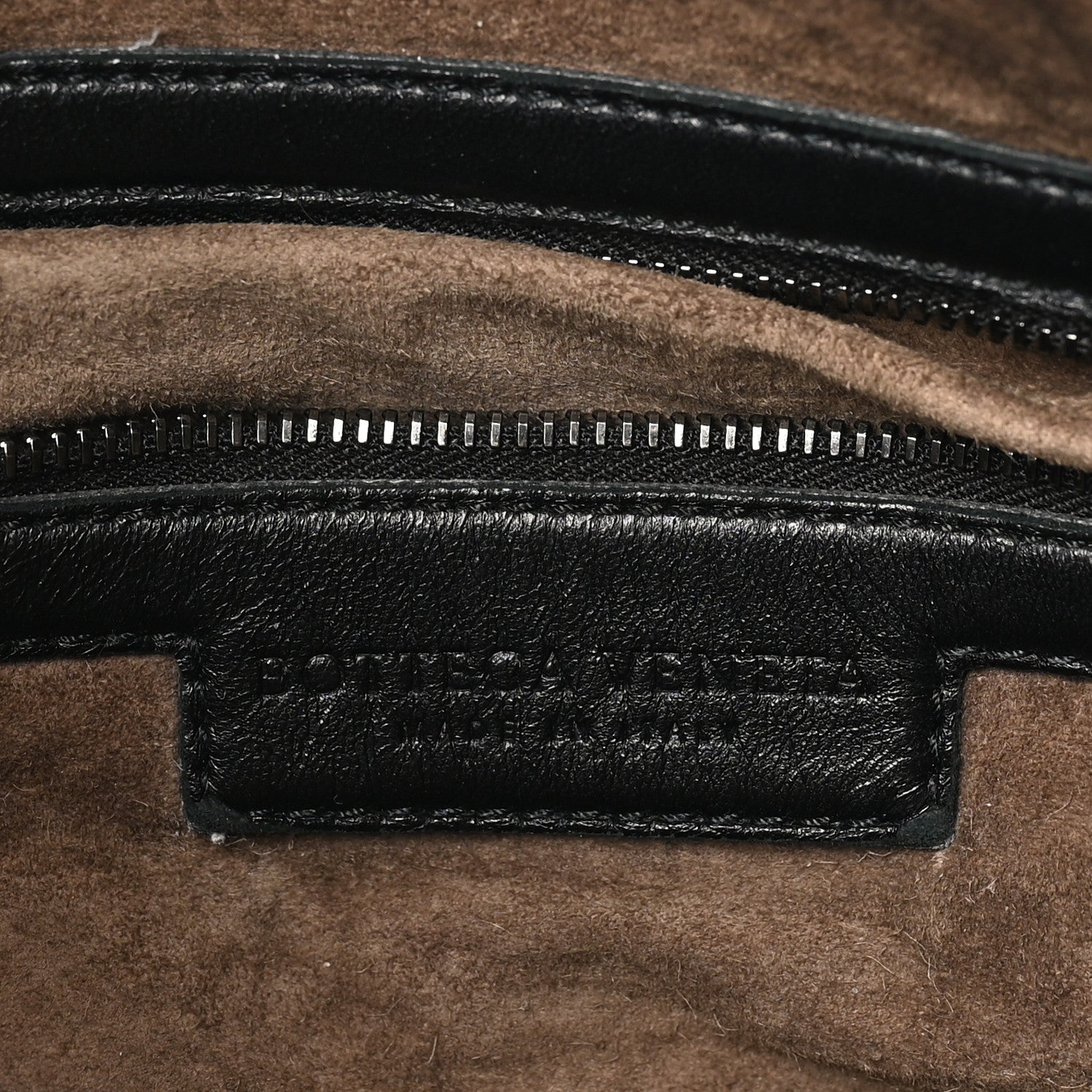 Bottega Veneta Nappa Intrecciato Large Veneta Hobo Black 7 of 10