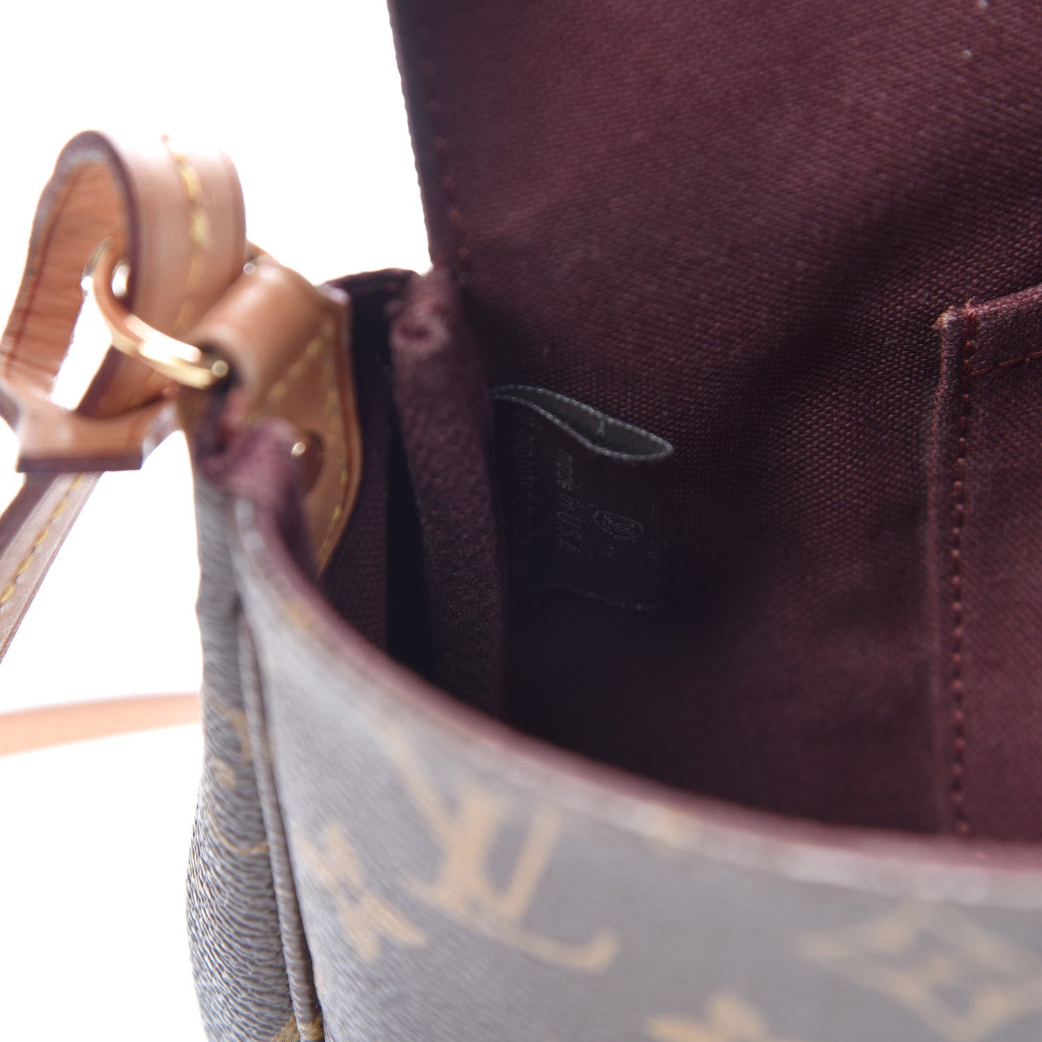 Louis Vuitton Monogram Favorite MM 7 of 17