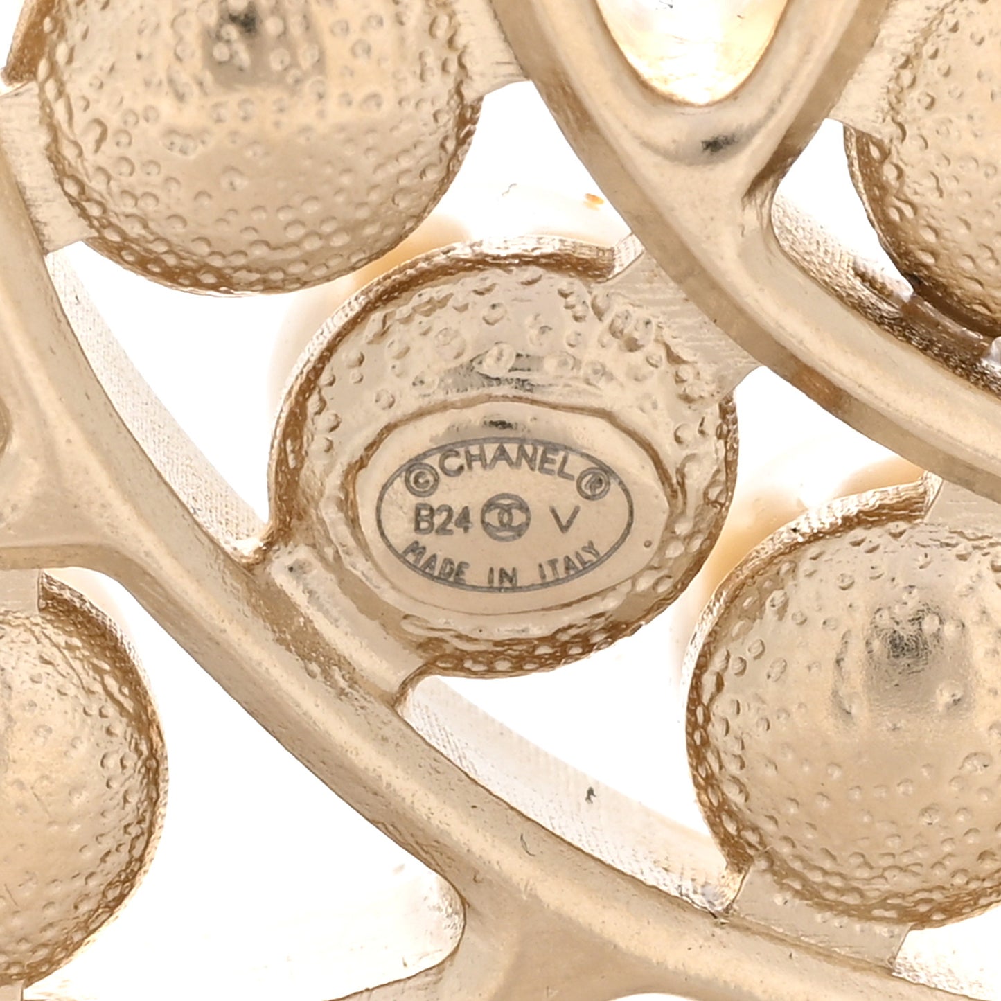 Pearl CC Brooch Light Gold