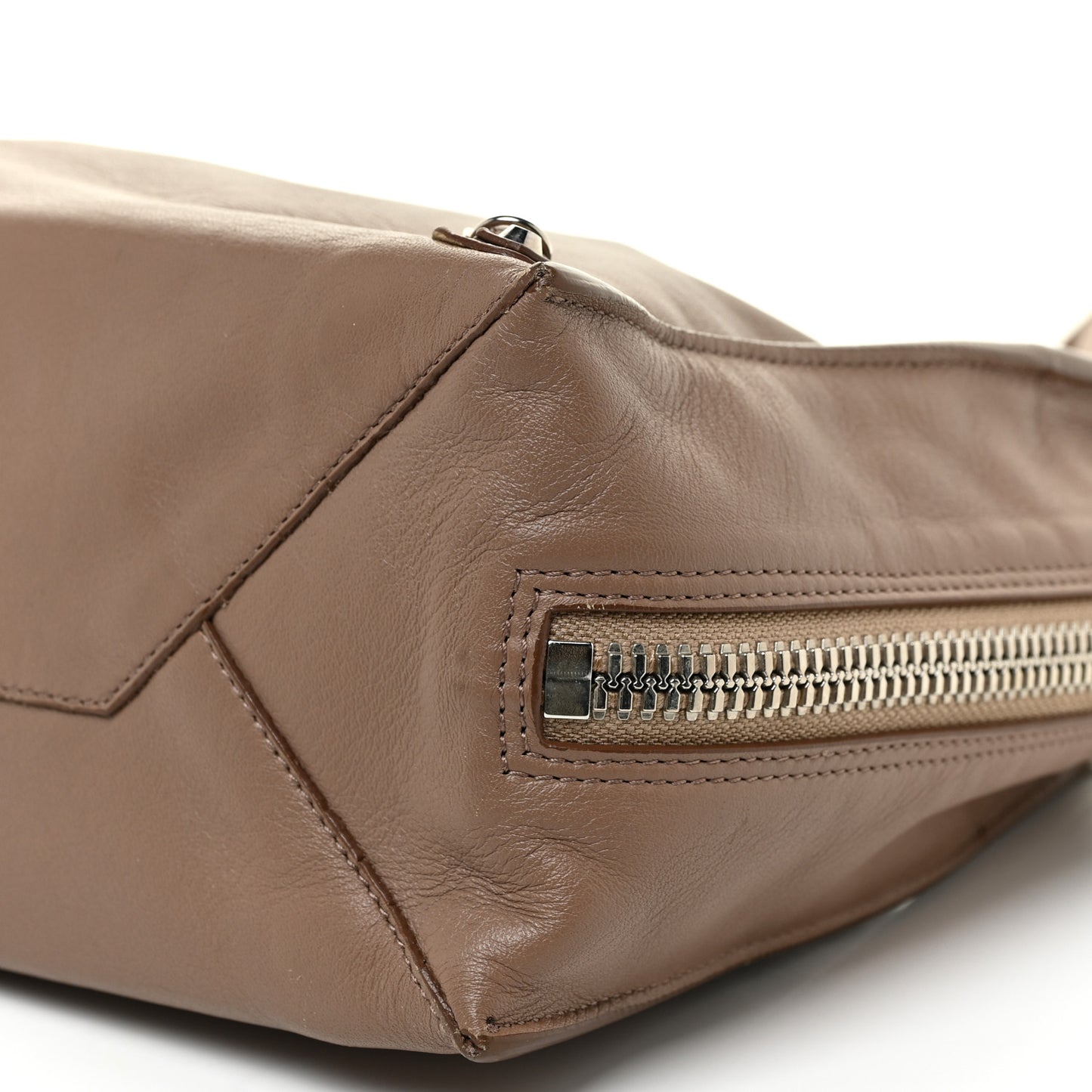 Veau Papier A6 Zip Around Tote Castagna