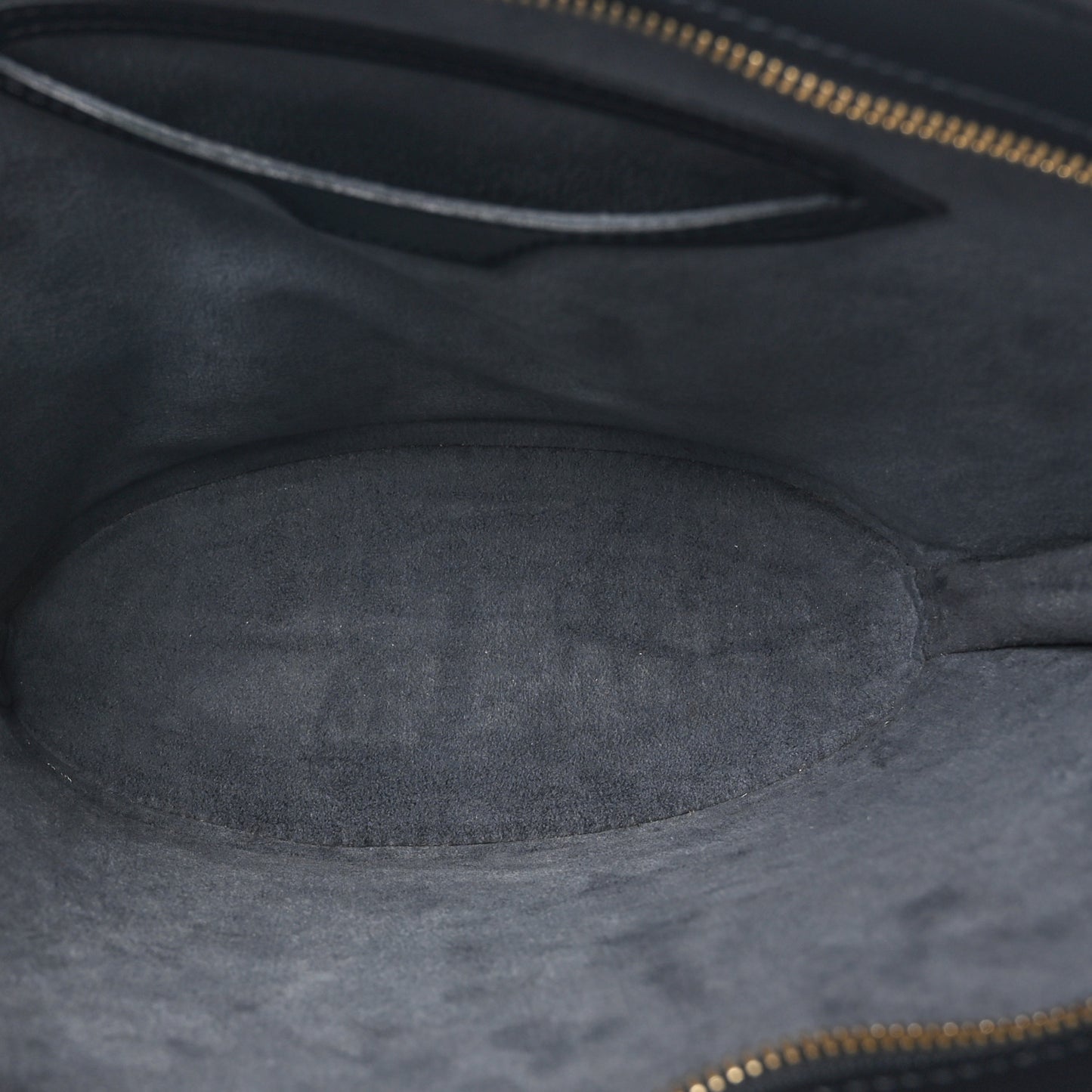 Epi Saint Jacques PM Long Straps Black