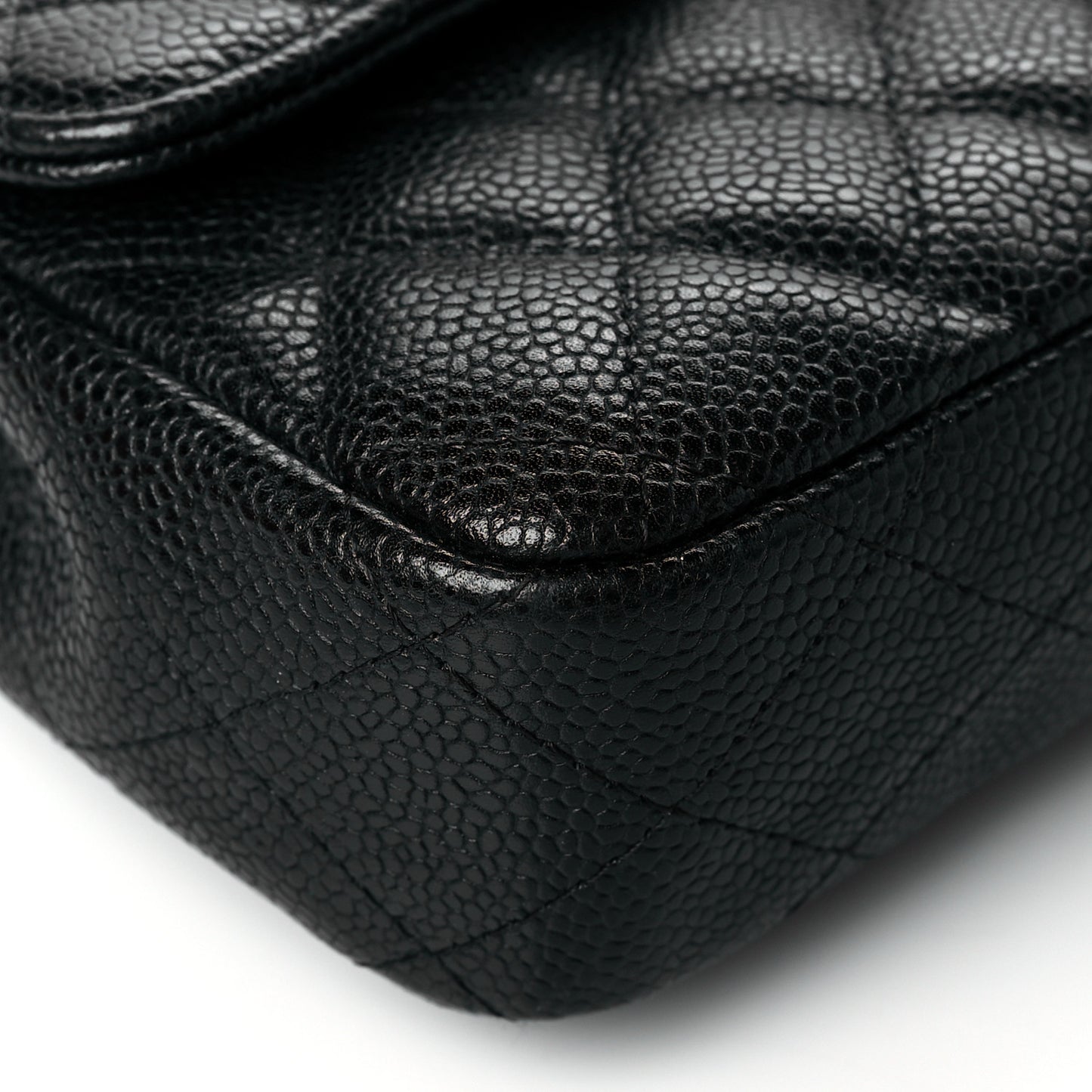Caviar Quilted East West Flap Black