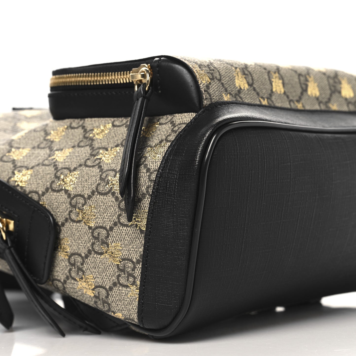 GG Supreme Monogram Bees Print Small Day Backpack Beige Oro Black