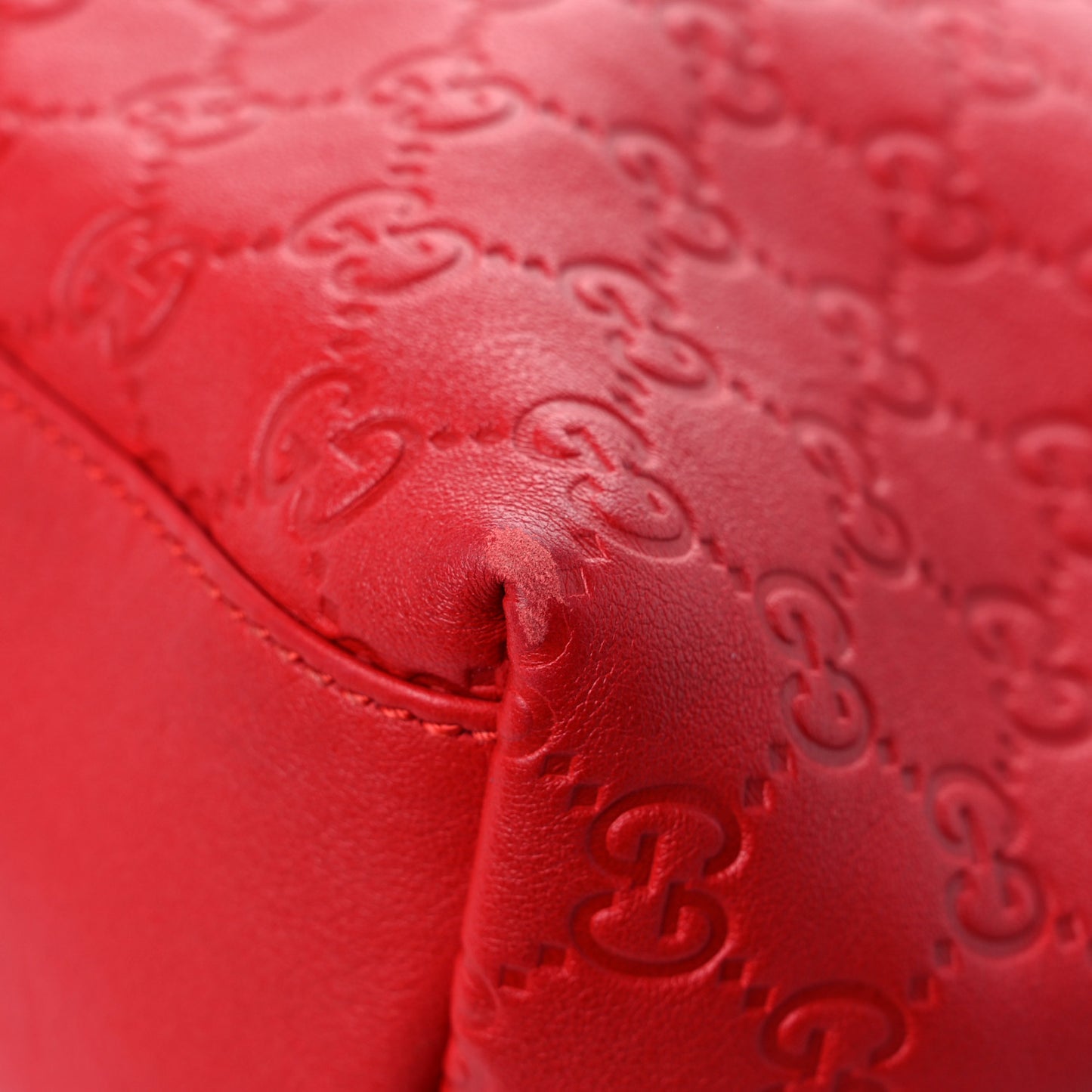 Guccissima Medium Zippered Shopping Tote Red