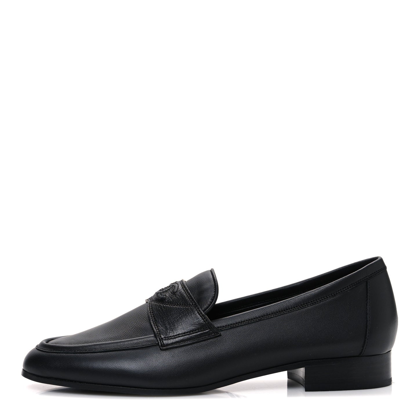 Calfskin Womens Stitched CC Loafers 38 Black