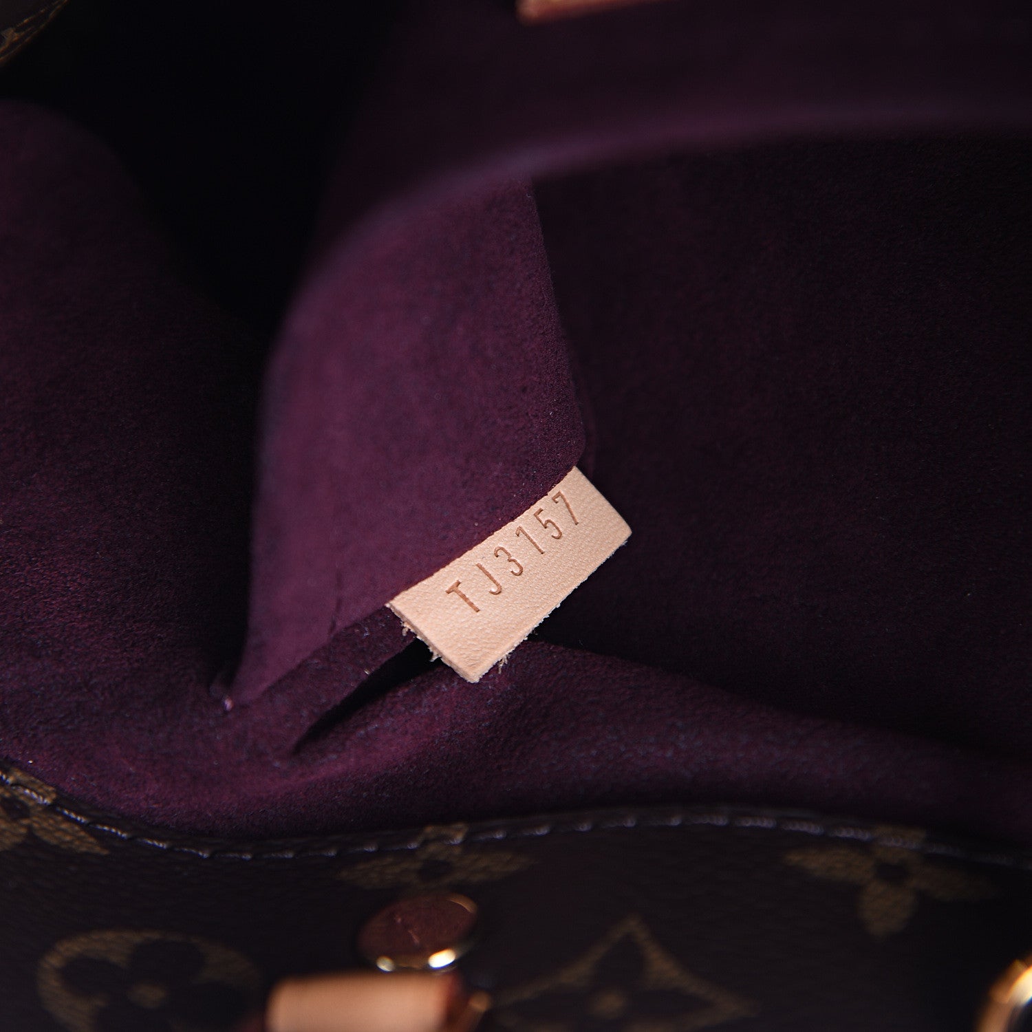 Louis Vuitton Monogram Montaigne BB 6 of 9