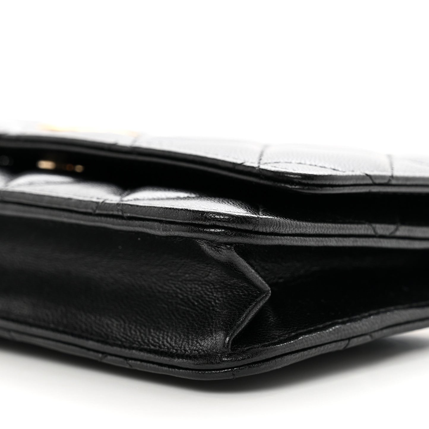 Goatskin Quilted Quilted Like A Wallet Wallet On Chain WOC Black