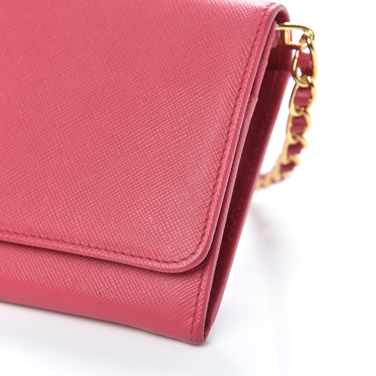 Saffiano Metal Oro Chain Wallet Peonia