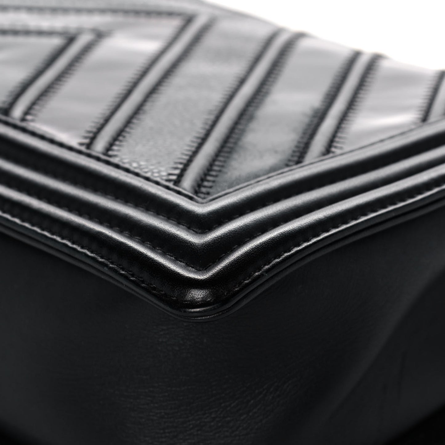 Calfskin Caviar Suede Chevron New Medium Boy Flap Black