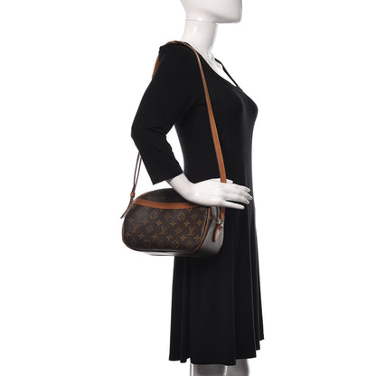 Louis Vuitton Monogram Blois 2 of 11