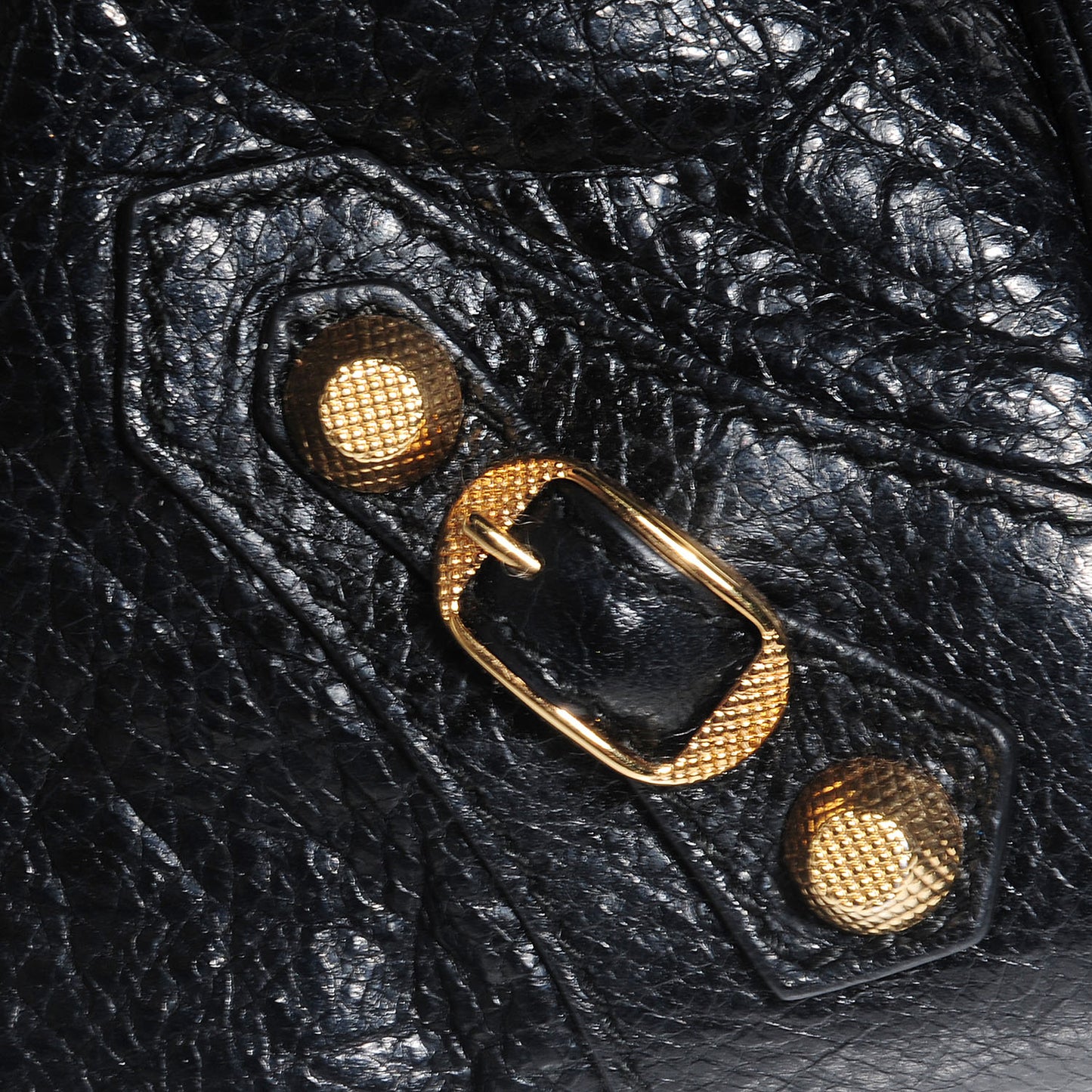 Agneau Giant 12 Gold Hardware Velo Black