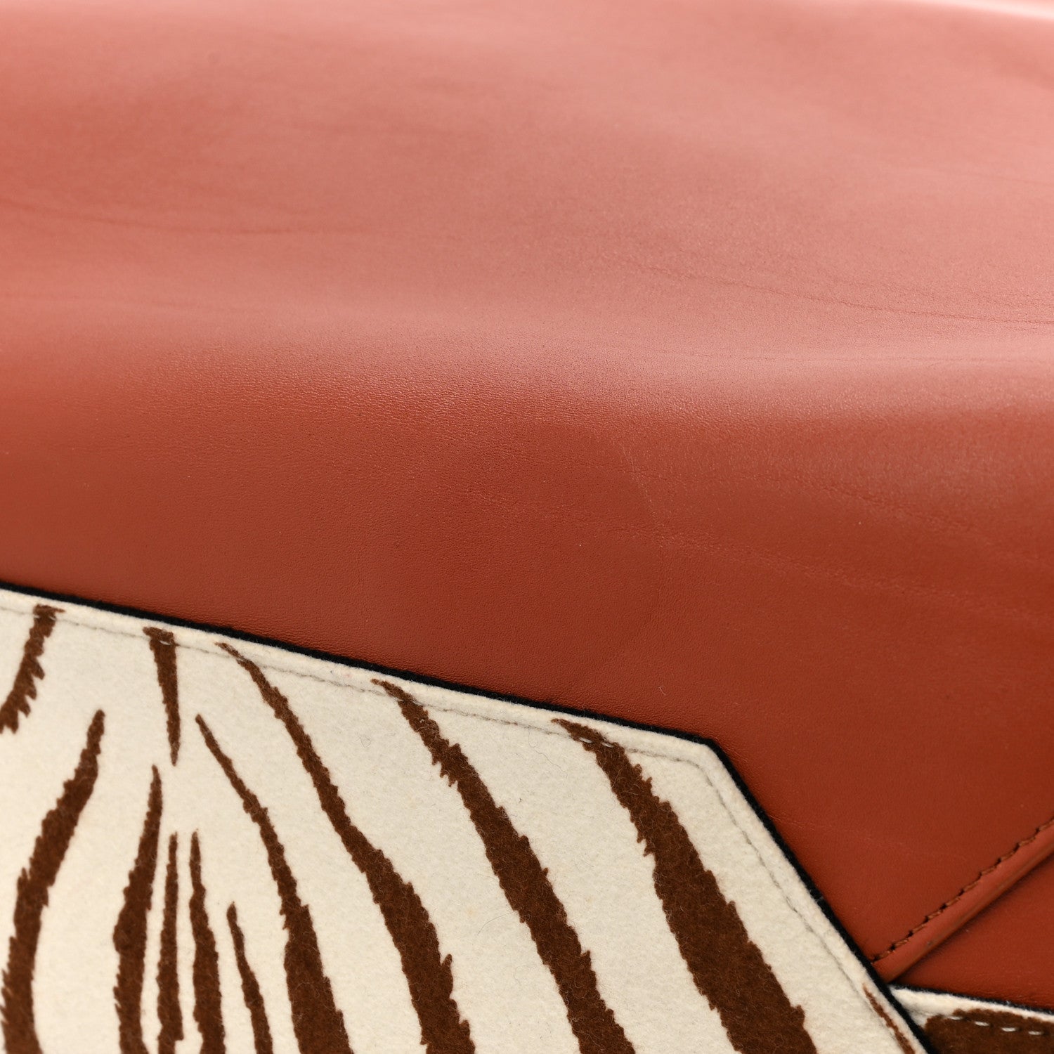 Celine Smooth Calfskin Felt Zebra Printed Oversized Twisted Cabas Chalk Brick 13 of 14