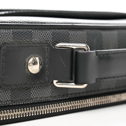Louis Vuitton Damier Graphite Steeve 13 of 15