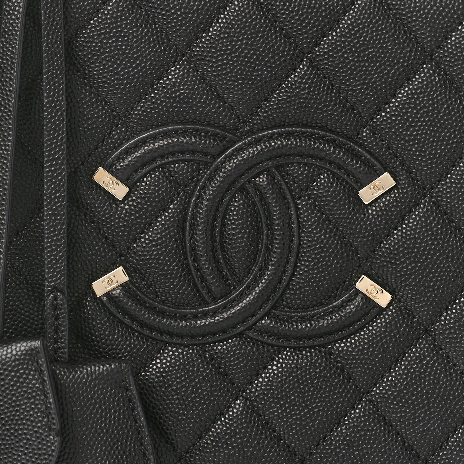 Chanel Caviar Quilted Medium CC Filigree Vanity Case Black 8 of 10