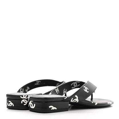 Chanel Lambskin Printed CC Thong Sandals 38.5 Black White 4 of 7
