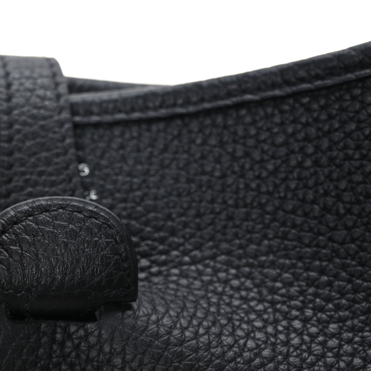 Taurillon Clemence Evelyne III PM Black