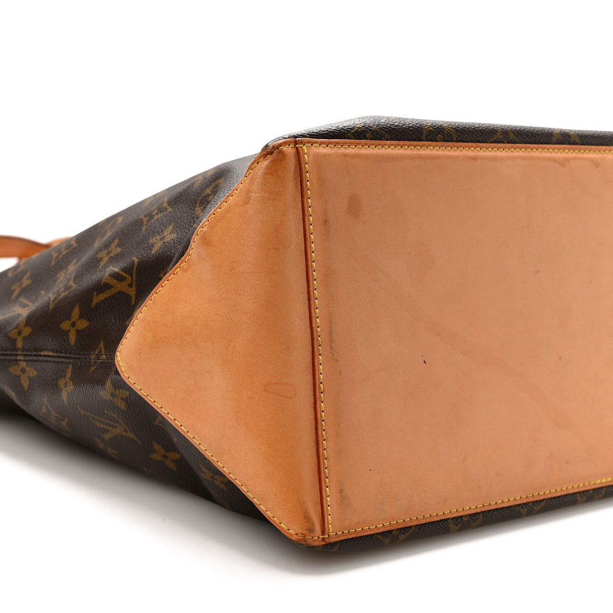 Louis Vuitton Monogram Cabas Mezzo 9 of 10